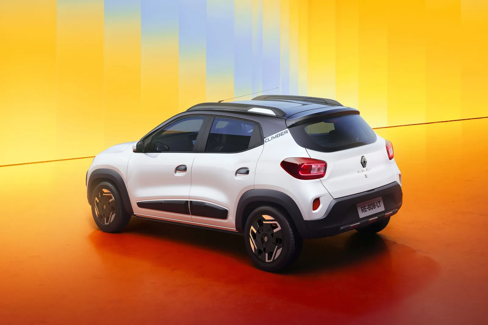 Renault Kwid, rear three-quarter