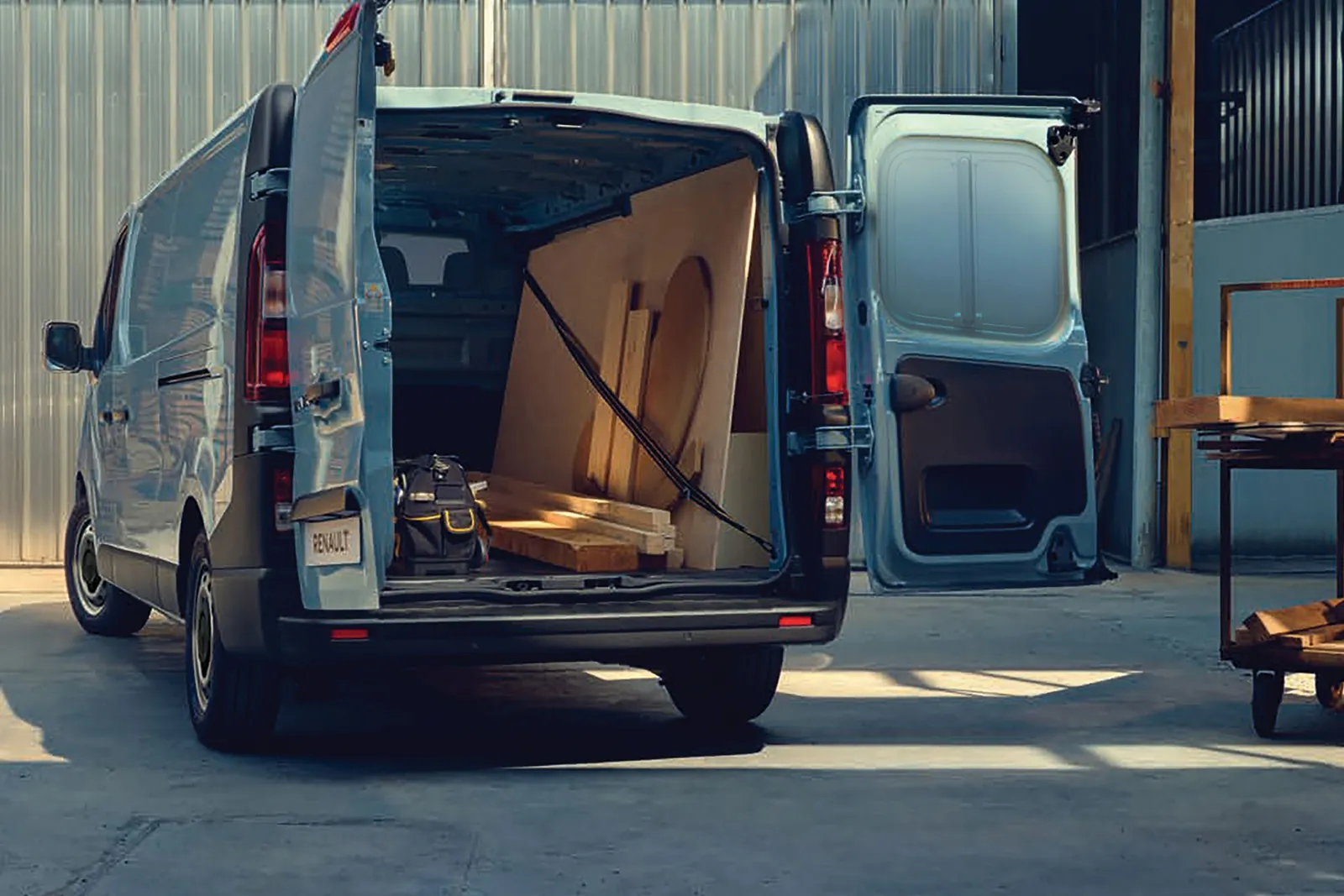 Renault Trafic Panel Van, rear three-quarter