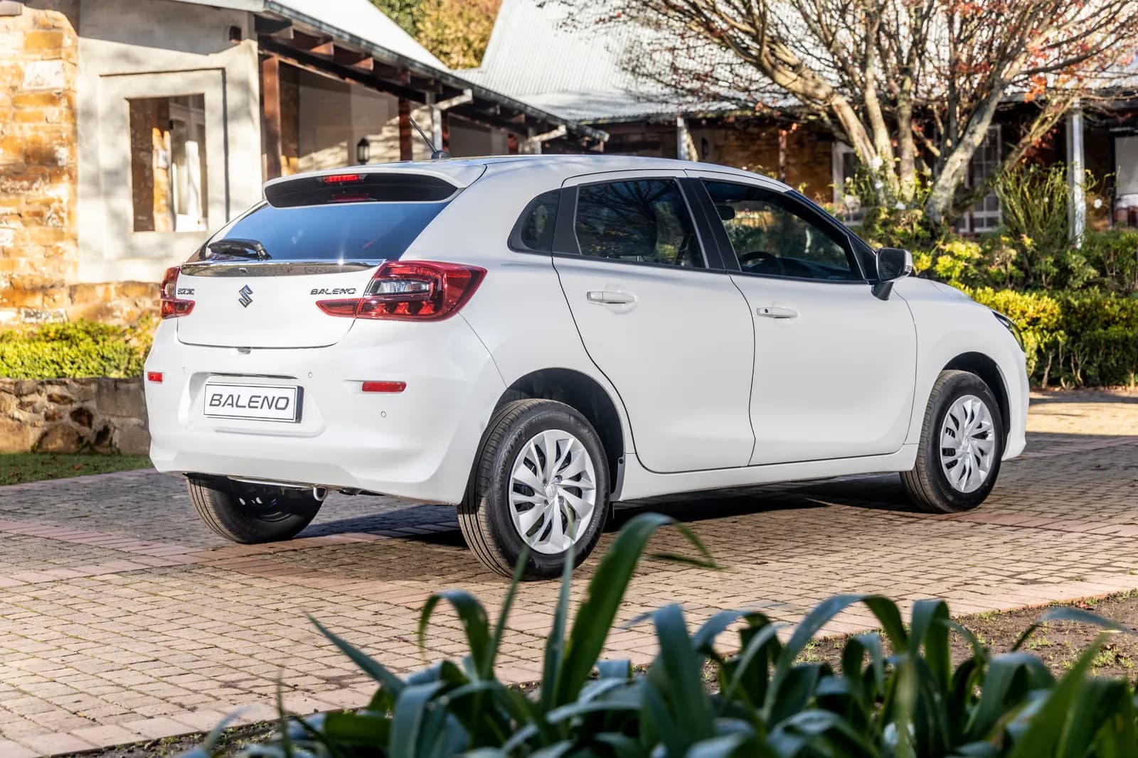 Suzuki Baleno, rear three-quarter