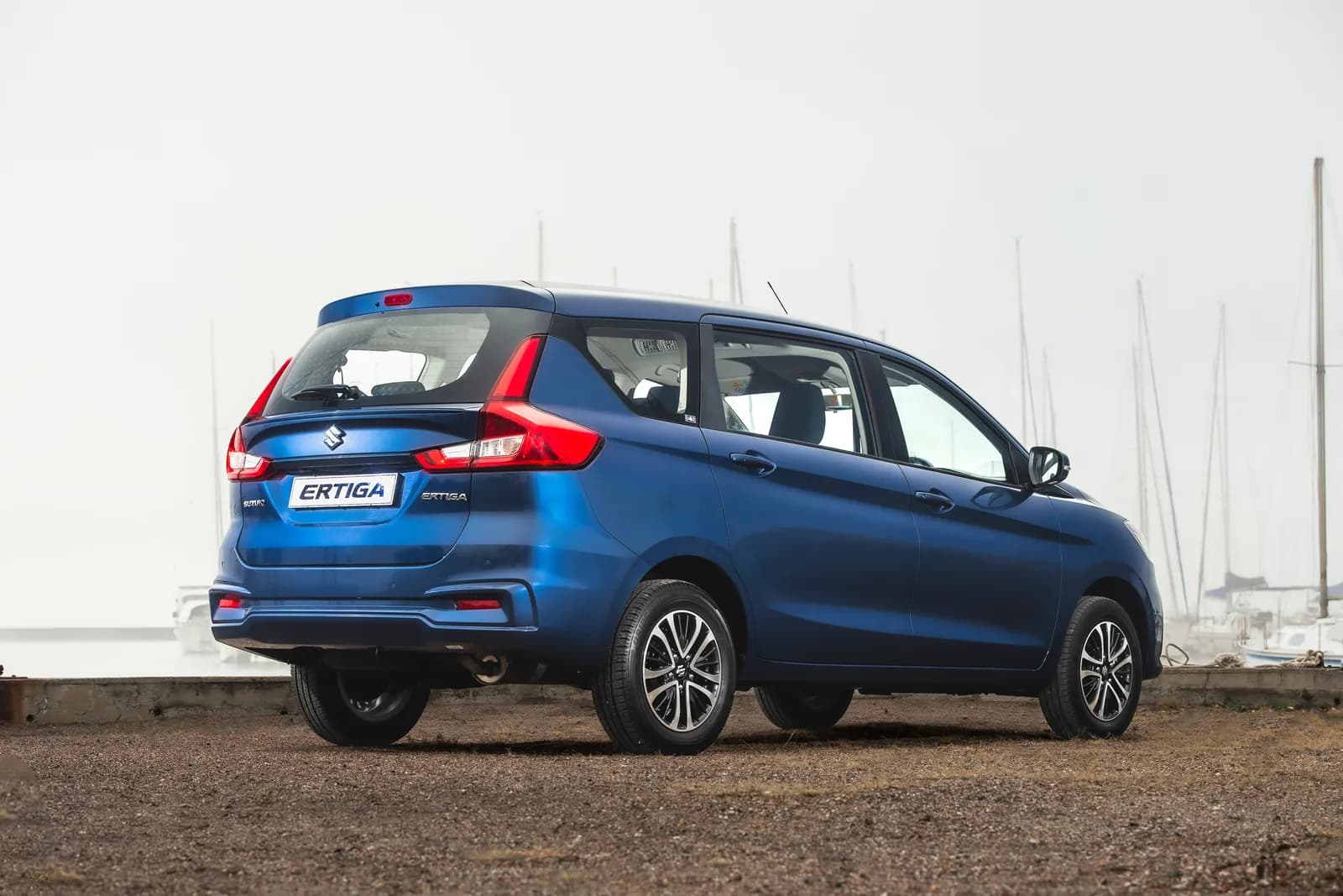 Suzuki Ertiga, rear three-quarter