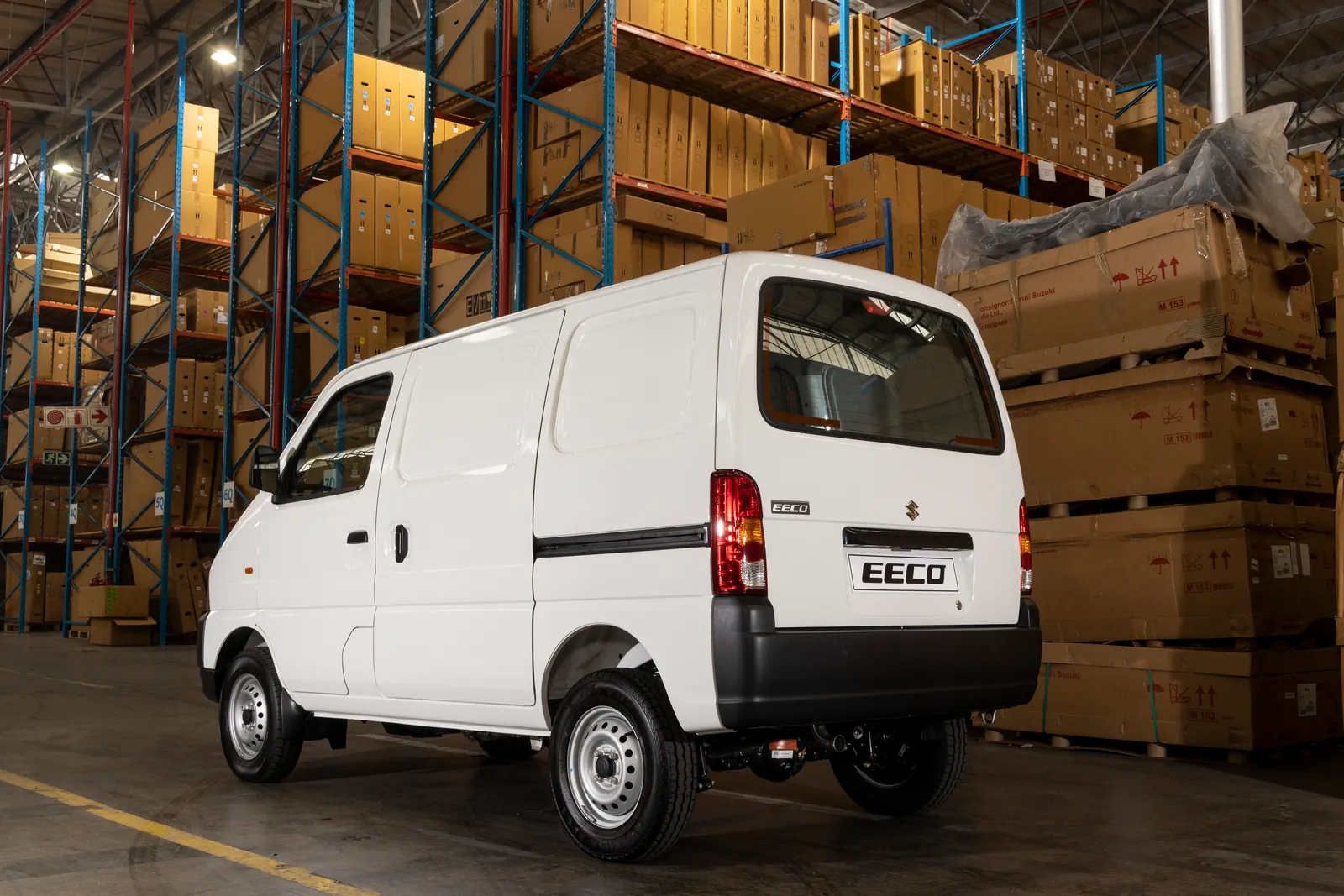 Suzuki Eeco, rear three-quarter