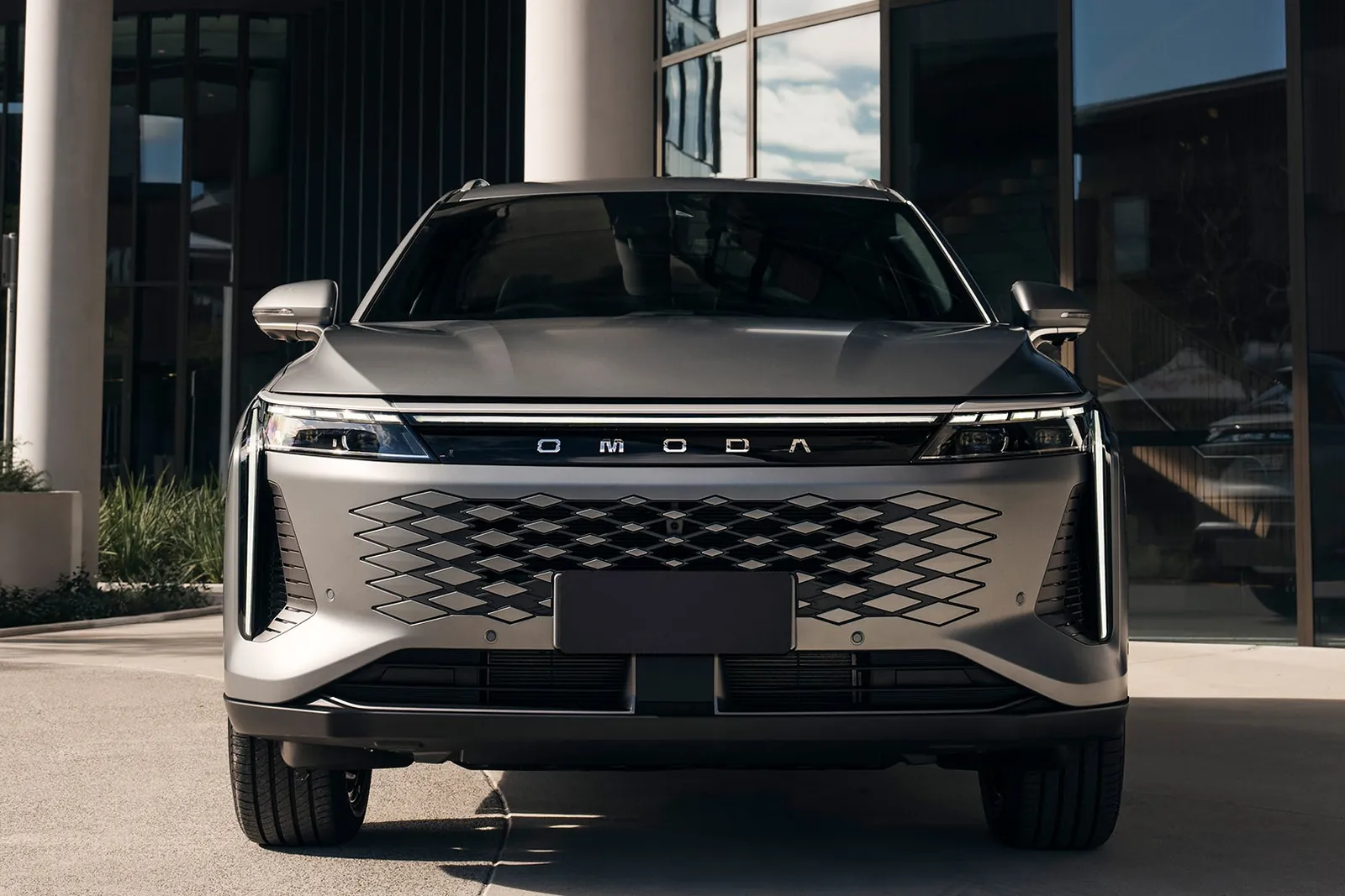 Omoda C9 SHS, front