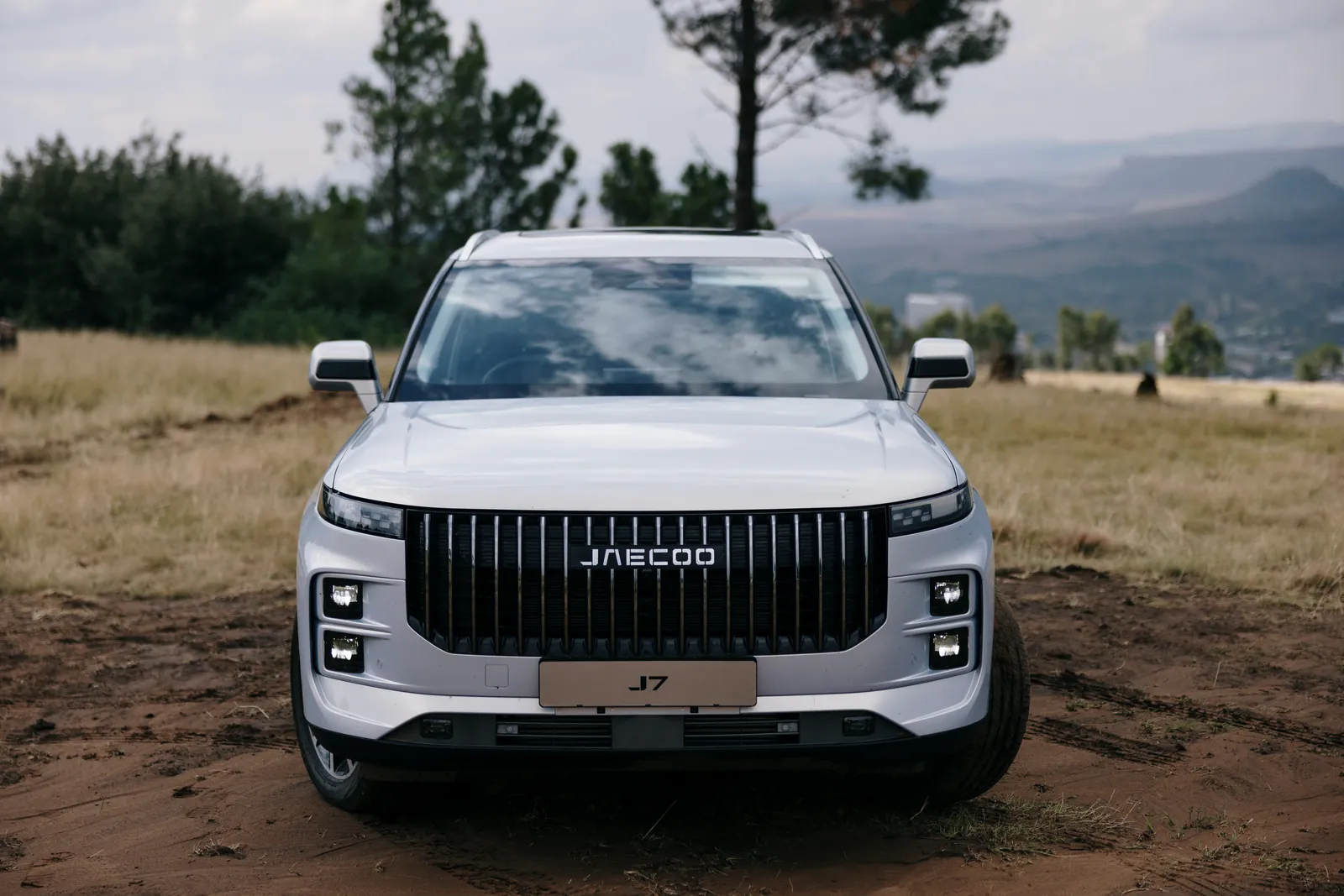 Jaecoo J7, front