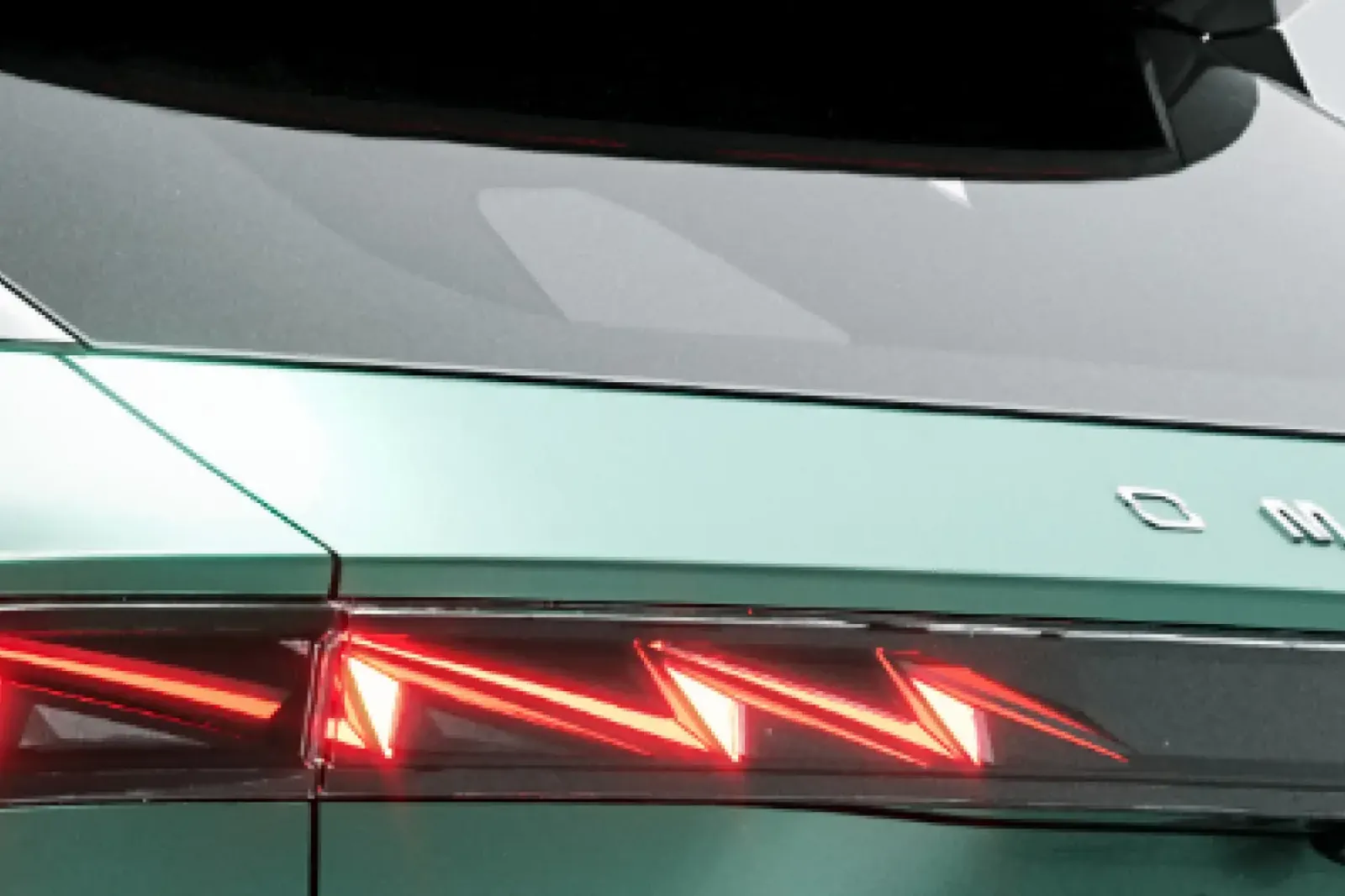 Omoda C7, lights