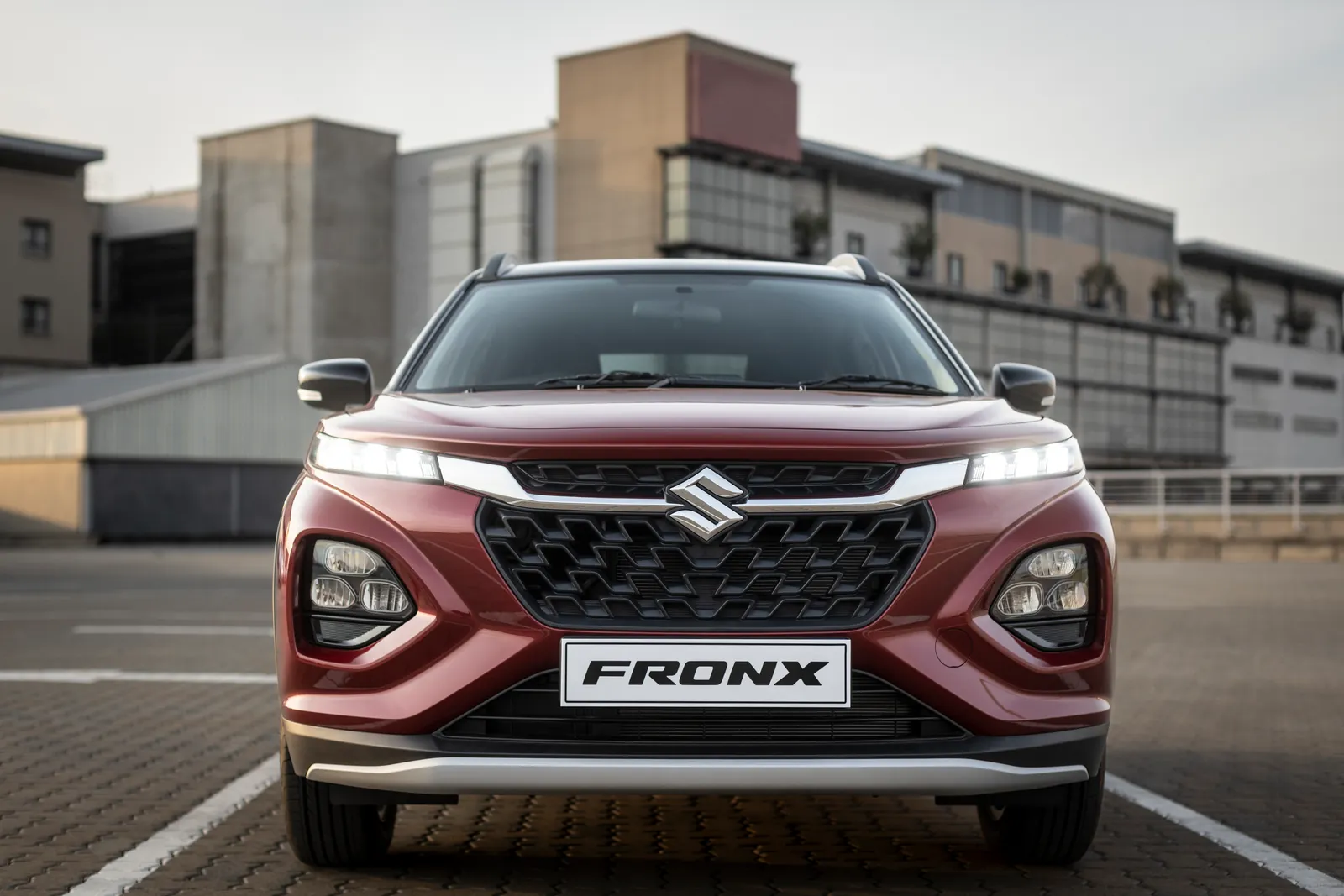 Suzuki Fronx, front