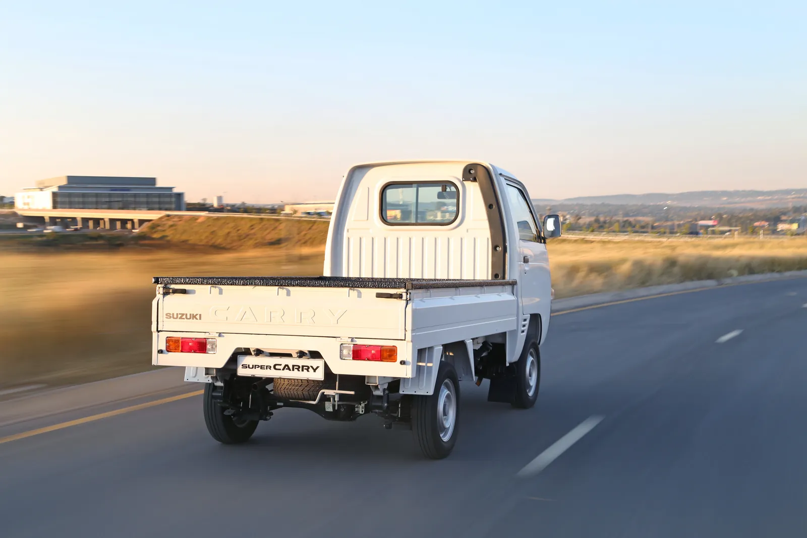 Suzuki Super Carry, rear three-quarter