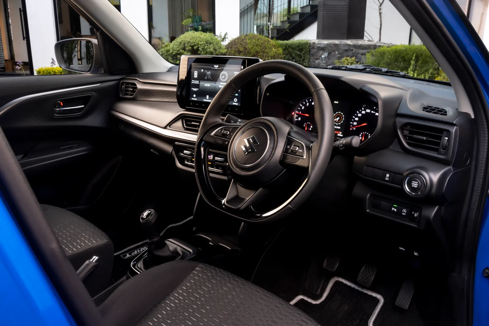 Suzuki Swift, dashboard
