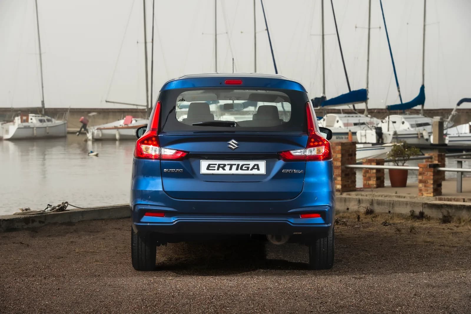Suzuki Ertiga, rear
