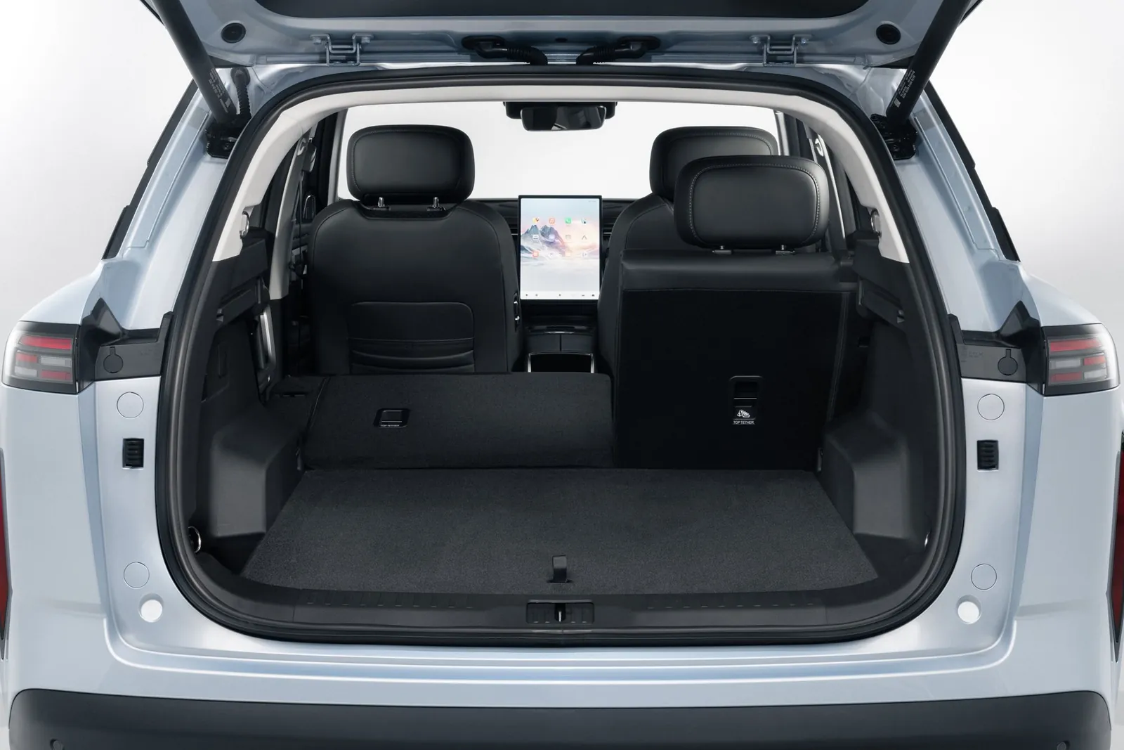 Jaecoo J7 SHS, boot