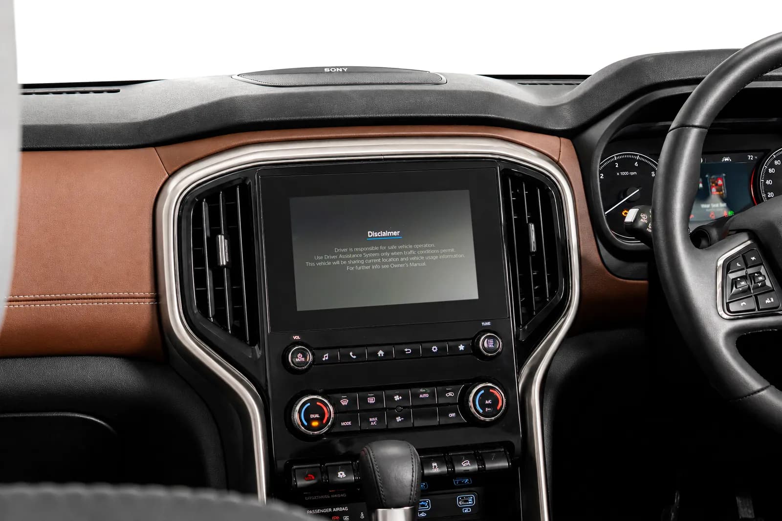 Mahindra Scorpio N, infotainment