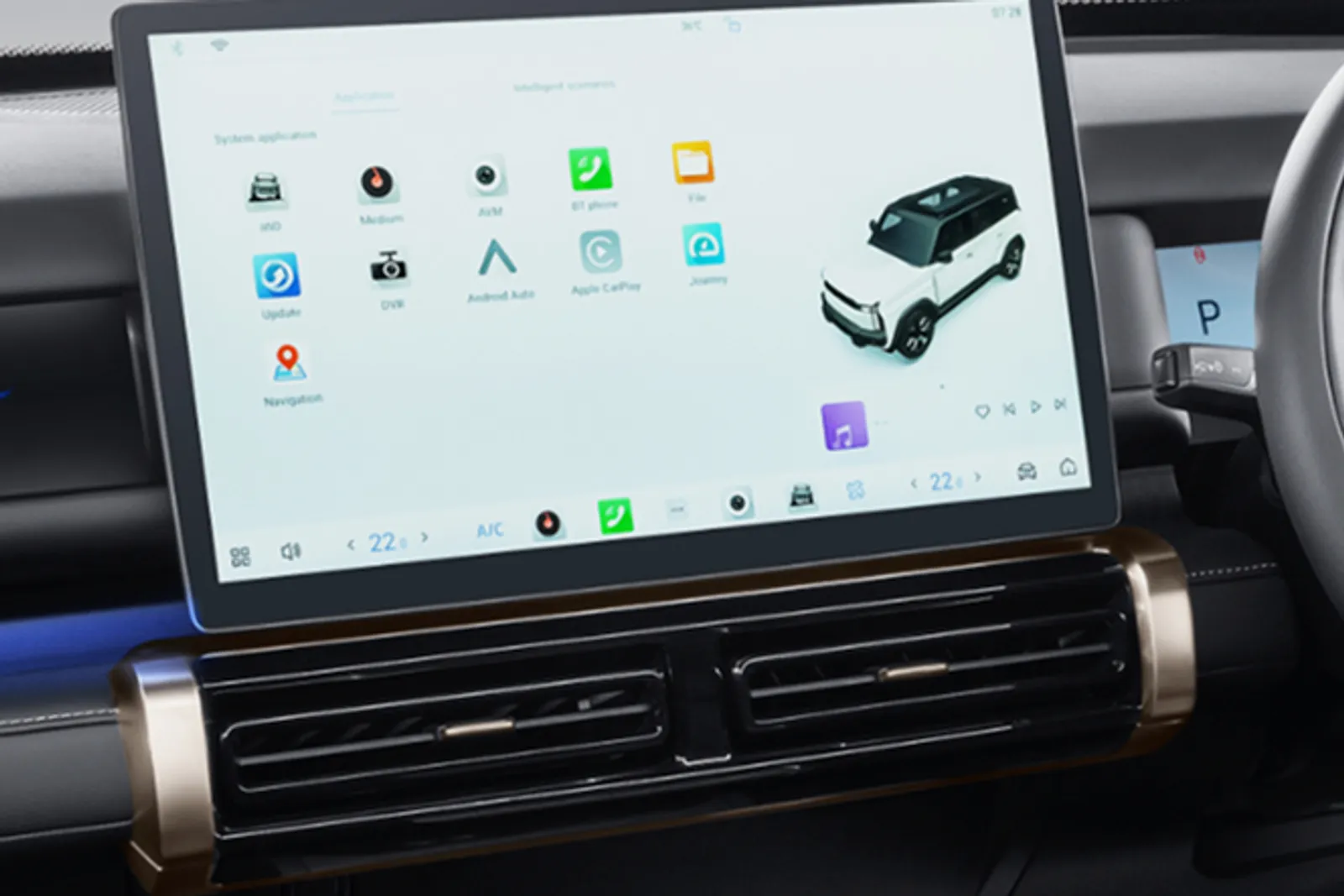 iCAUR 03T, infotainment