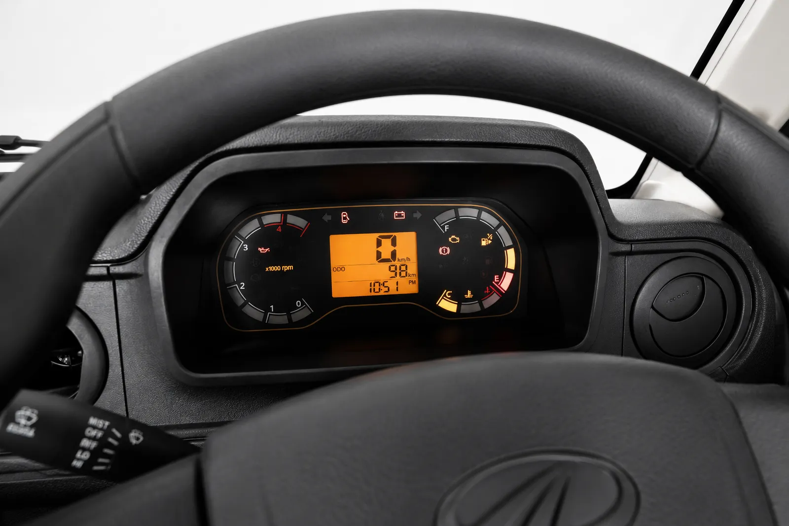 Mahindra Bolero MaXX, infotainment