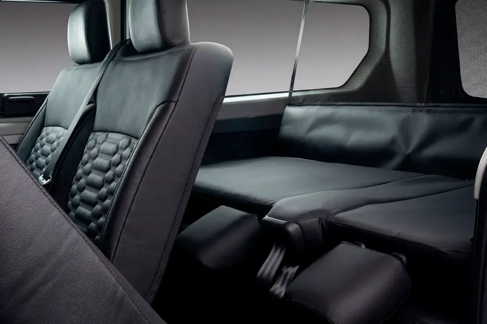 Renault Trafic Passenger, rear seats