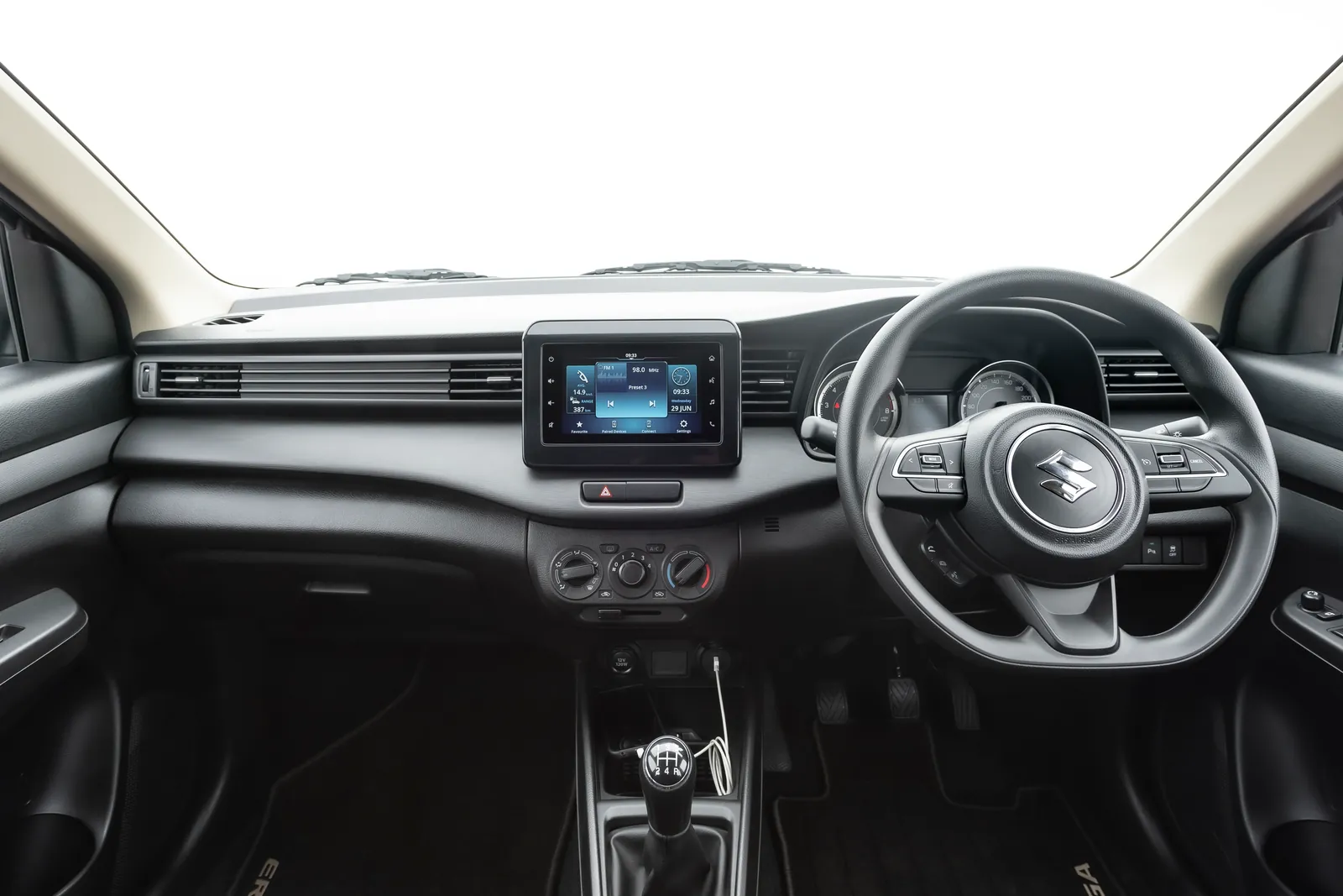 Suzuki Ertiga, dashboard