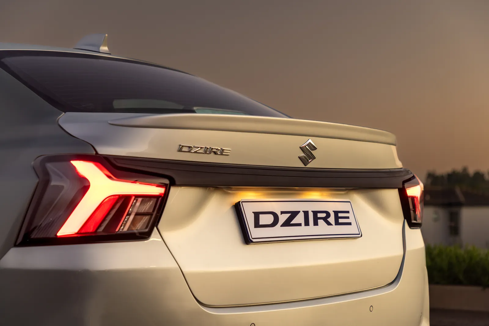 Suzuki Dzire, lights