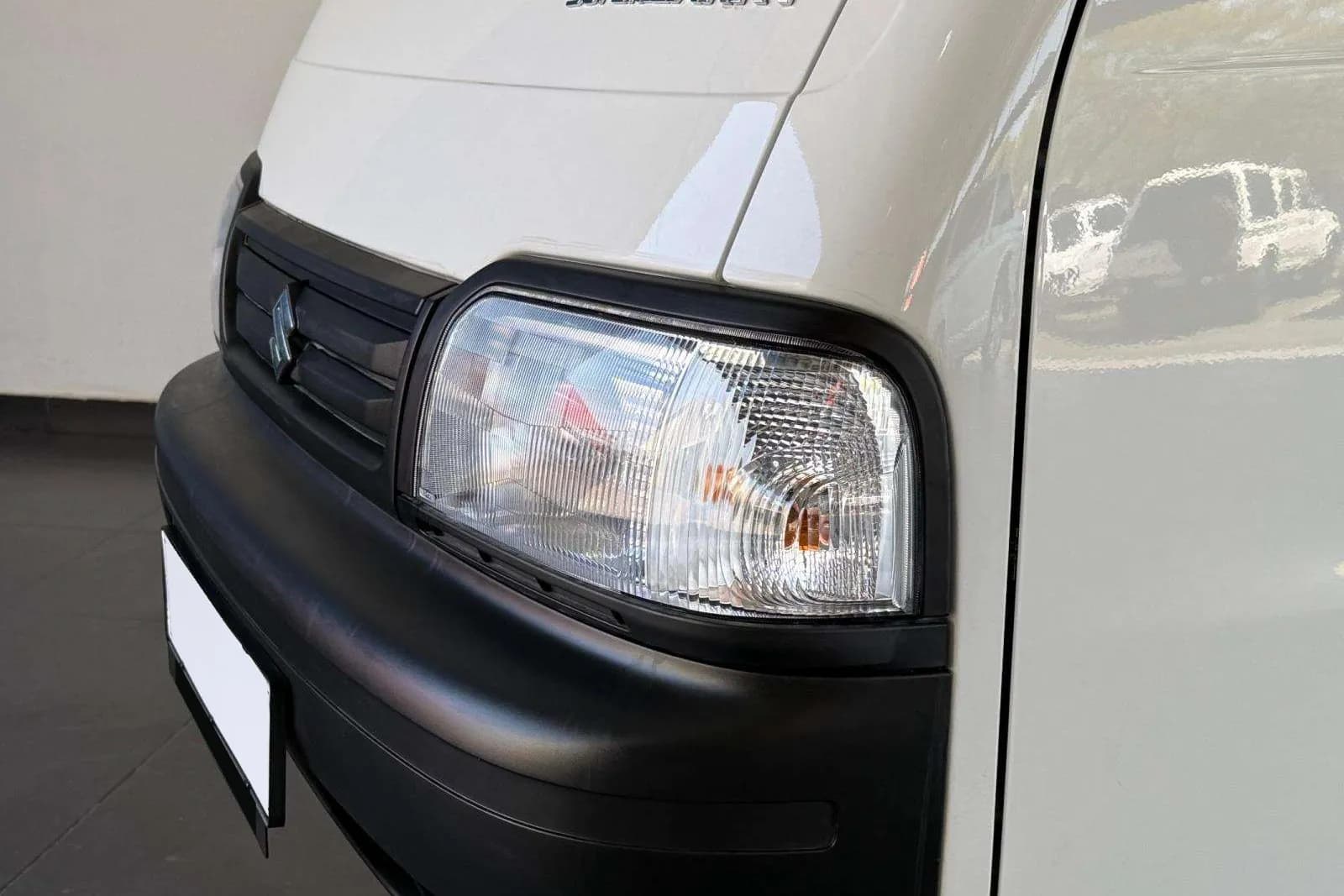 Suzuki Super Carry, lights
