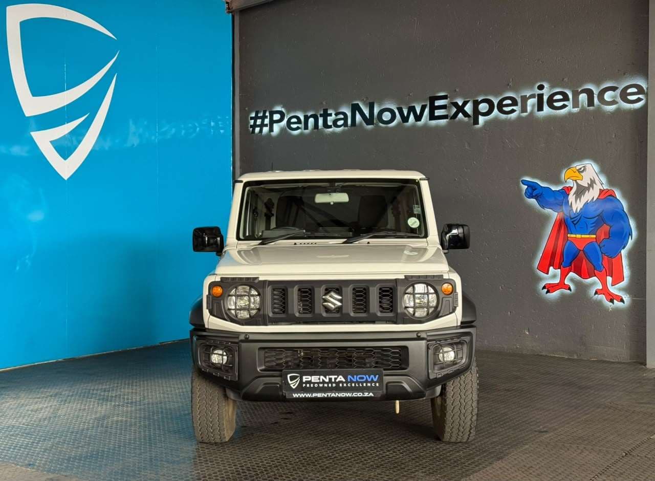2022 Suzuki Jimny, image 2 of 15