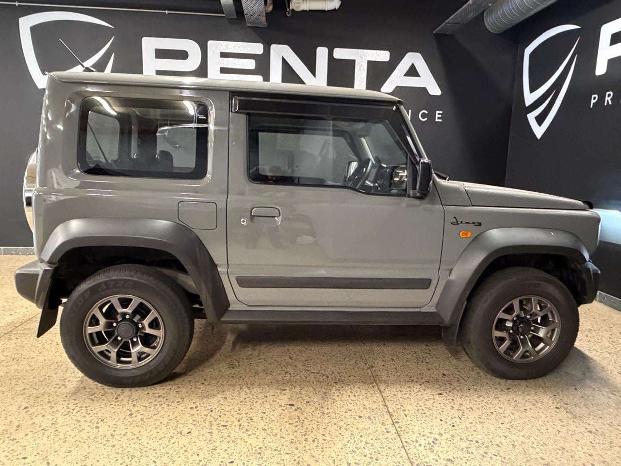 2020 Suzuki Jimny, image 8 of 16