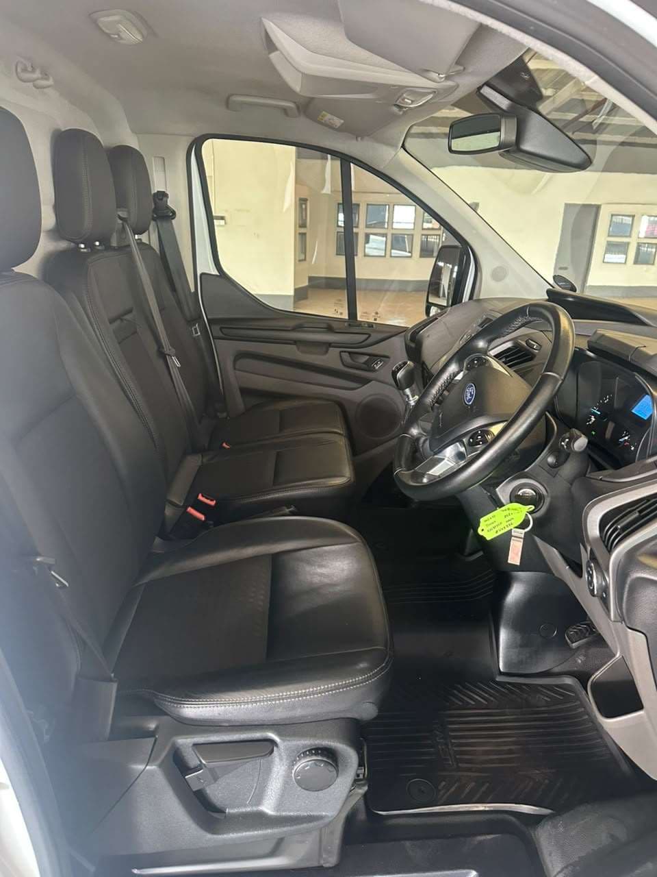 2022 Ford Transit, image 11 of 16