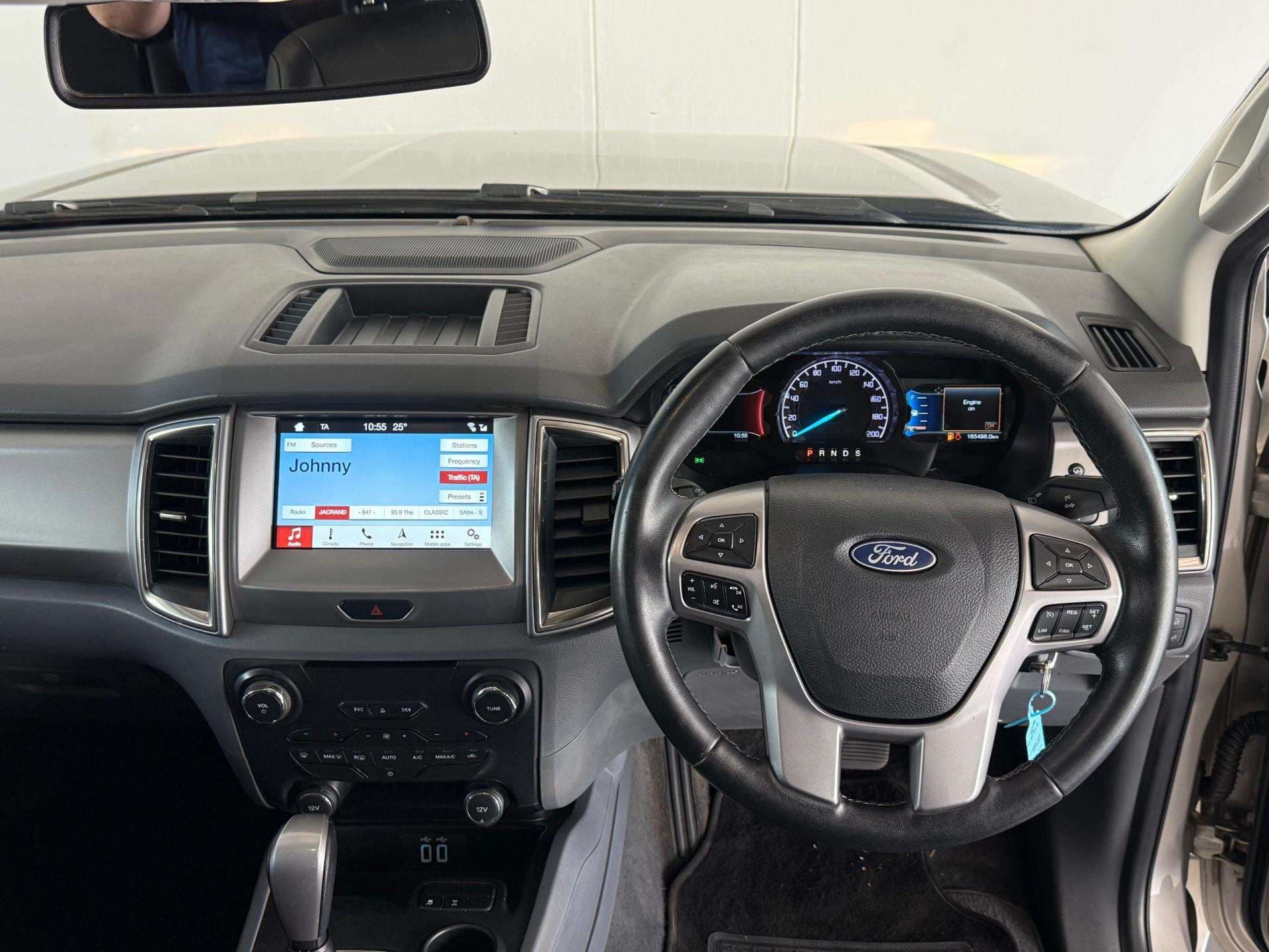 2018 Ford Everest, image 11 of 16