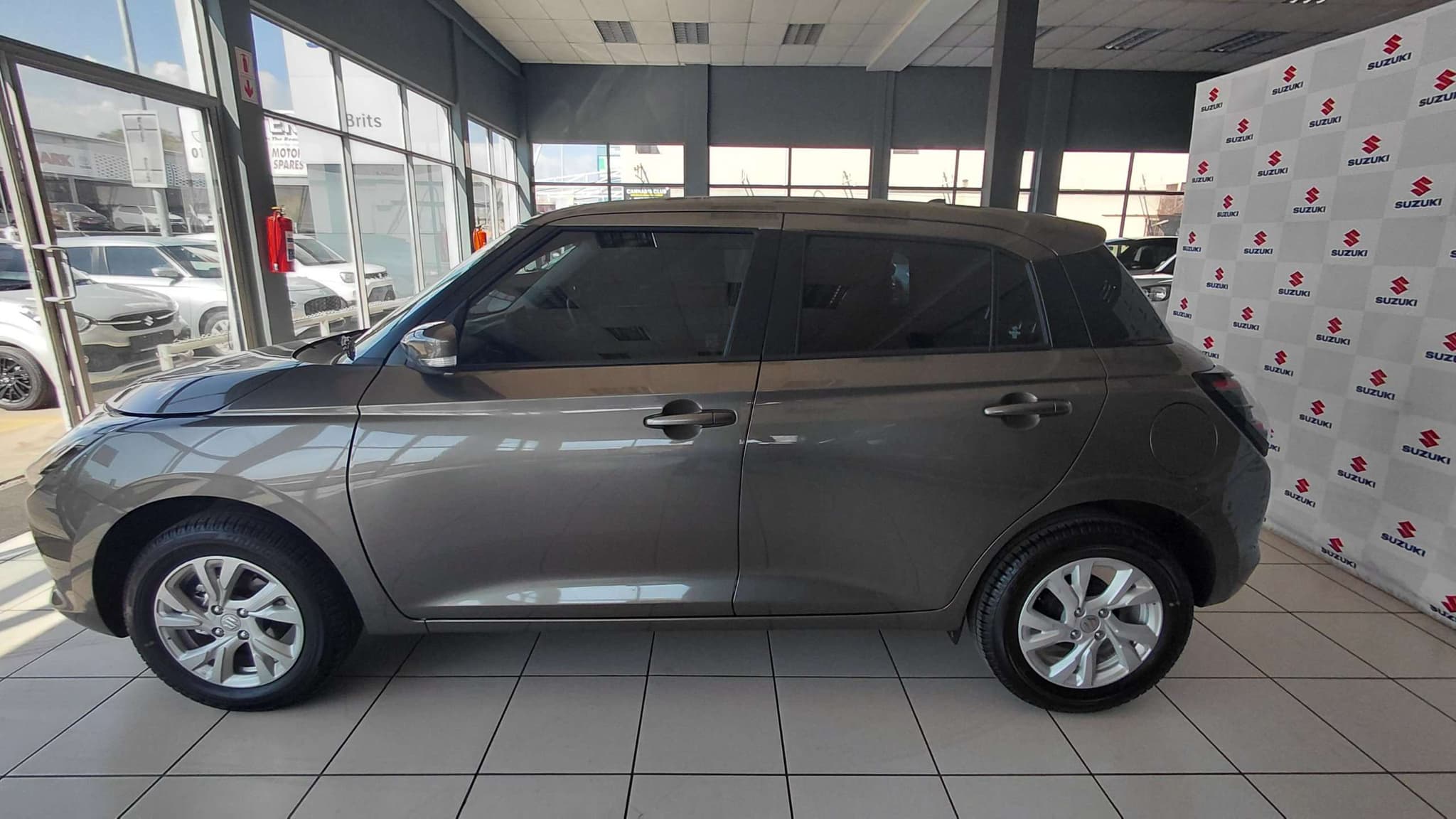 2026 Suzuki Swift, image 6 of 8
