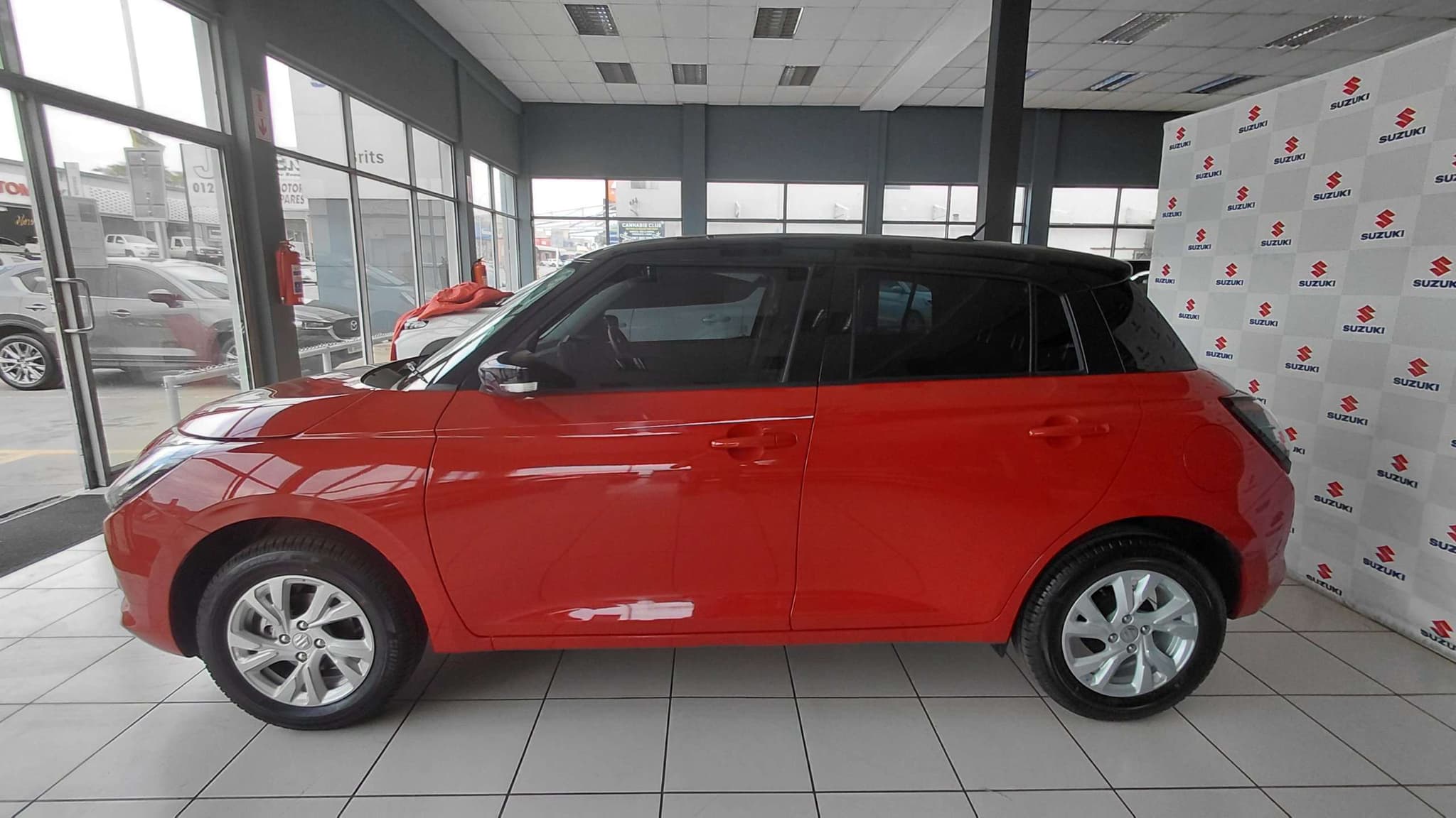 2026 Suzuki Swift, image 6 of 8