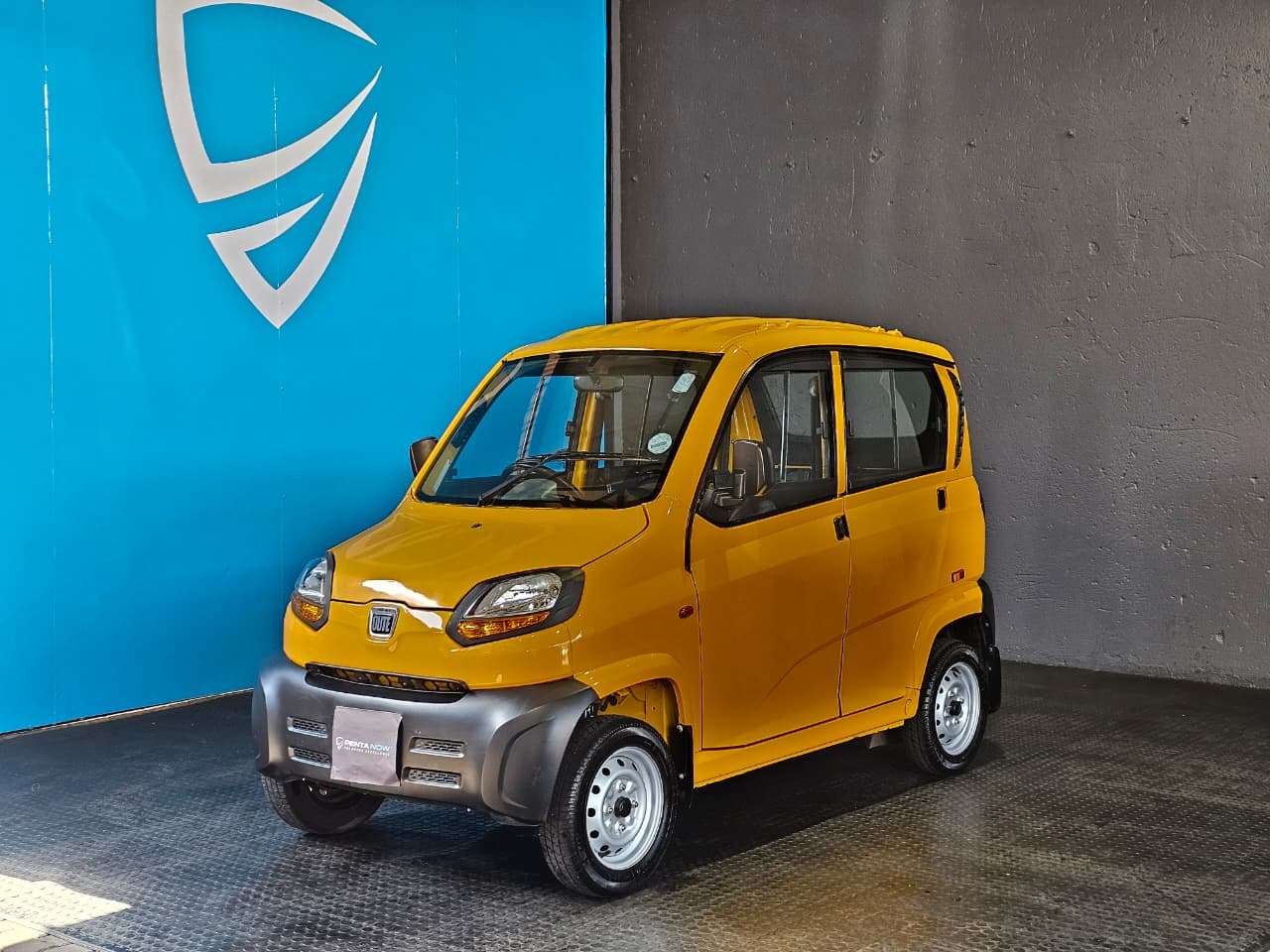 2025 Bajaj Qute, image 3 of 15
