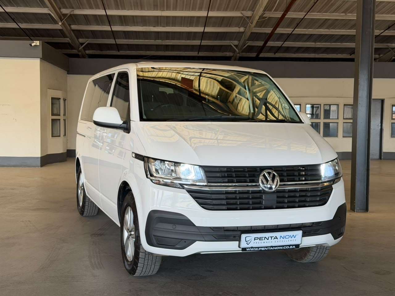2022 Volkswagen T6.1 Kombi, image 7 of 16