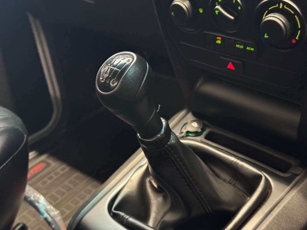 2026 Mahindra Pik Up, image 12 of 16