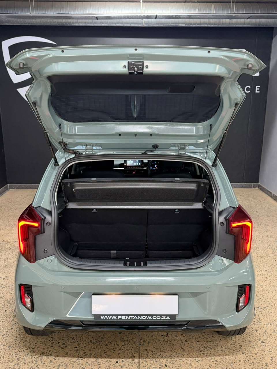 2024 Kia Picanto, image 11 of 16