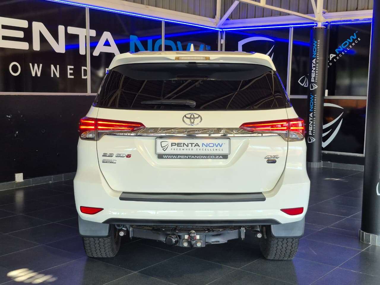2020 Toyota Fortuner, image 5 of 16