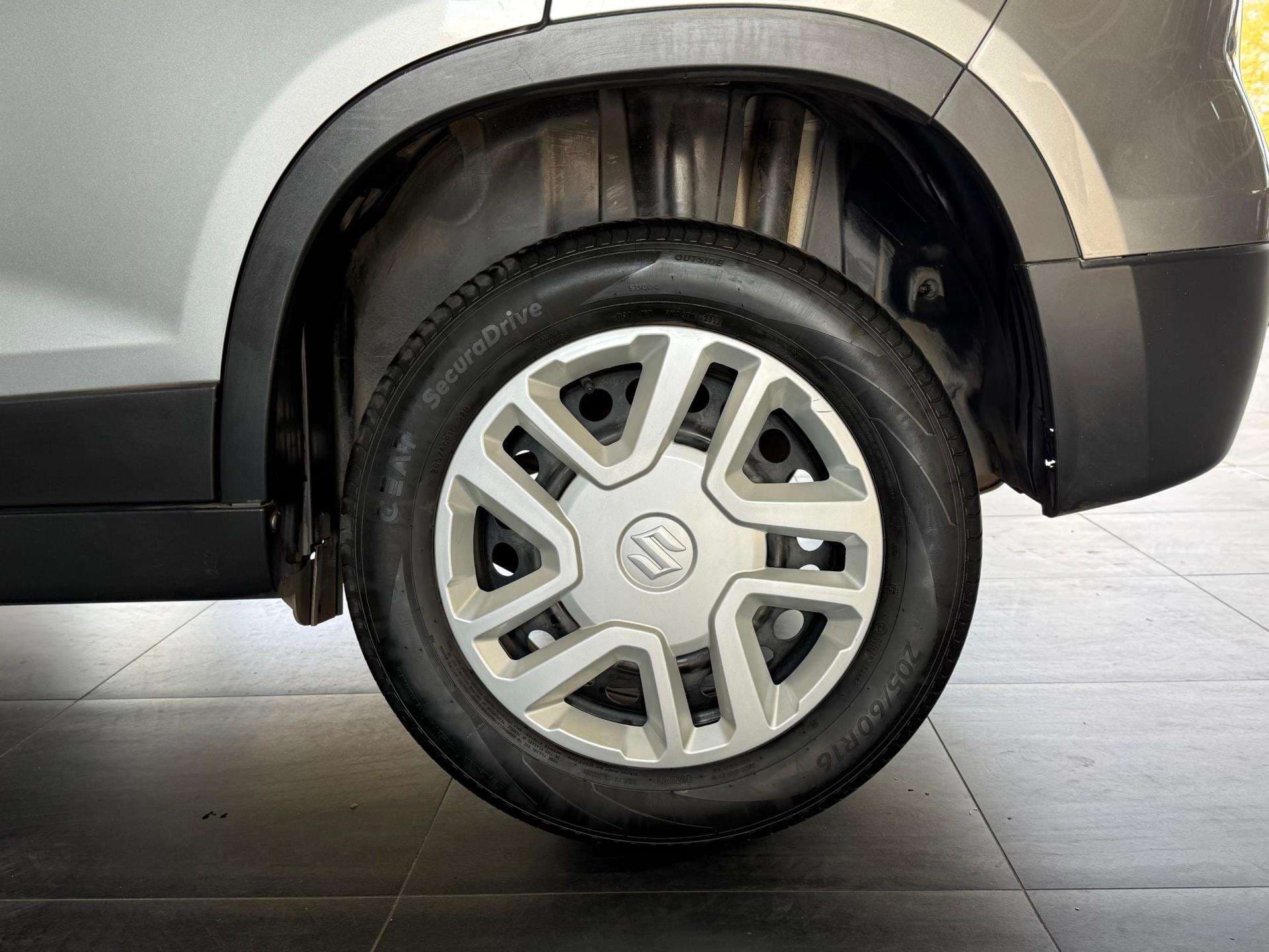2022 Suzuki Vitara Brezza, image 9 of 16