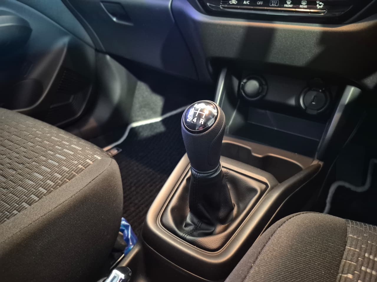 2026 Suzuki Swift, image 9 of 16