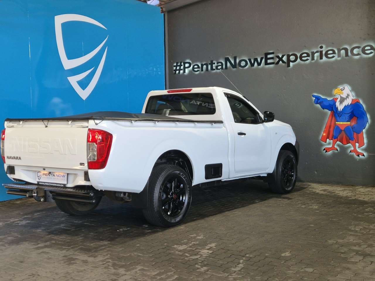 2025 Nissan Navara, image 5 of 16