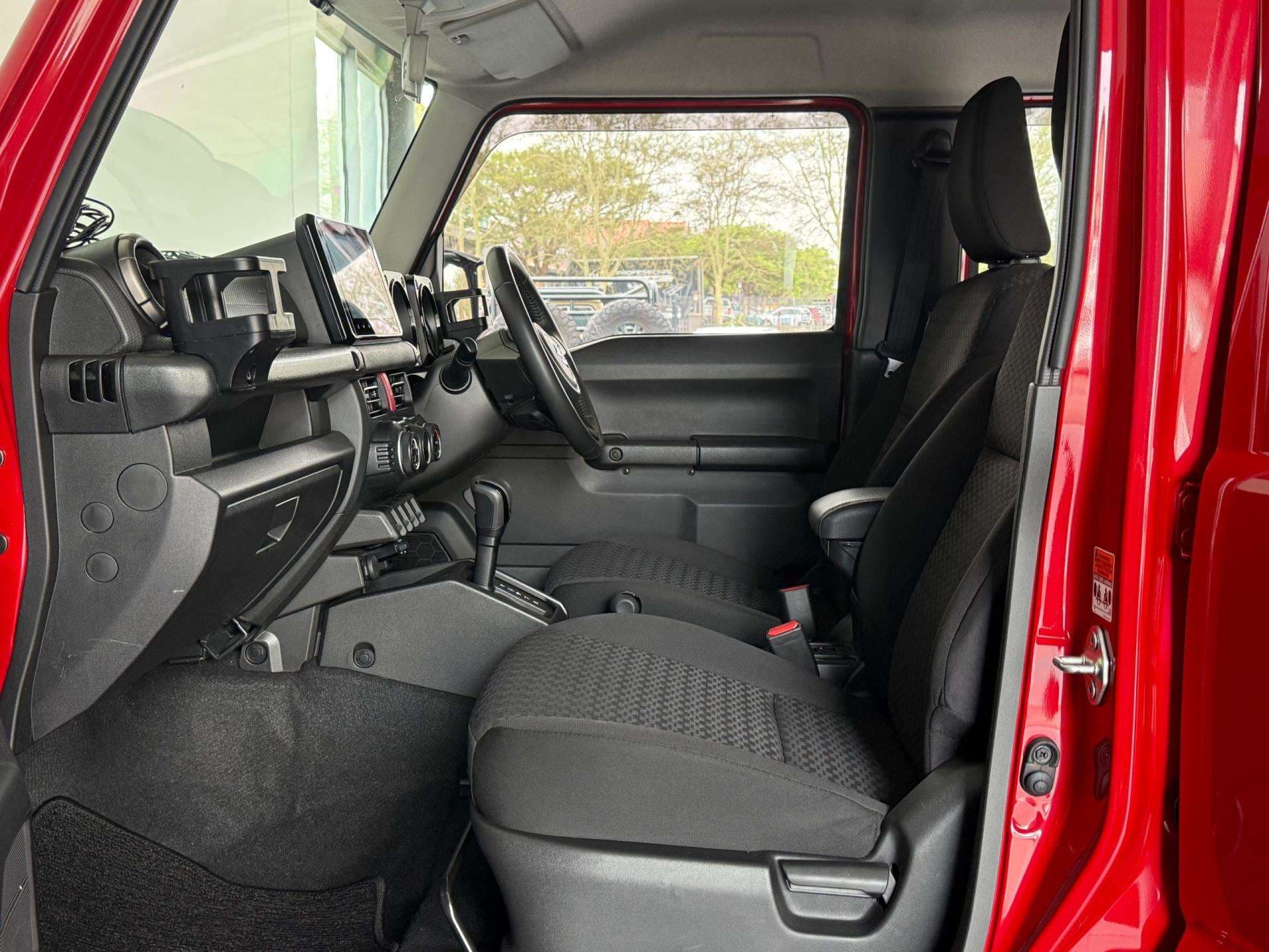 2024 Suzuki Jimny, image 15 of 16