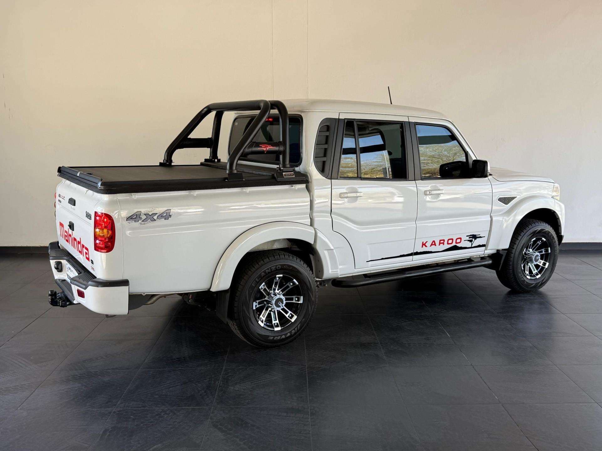 2026 Mahindra Pik Up, image 6 of 16