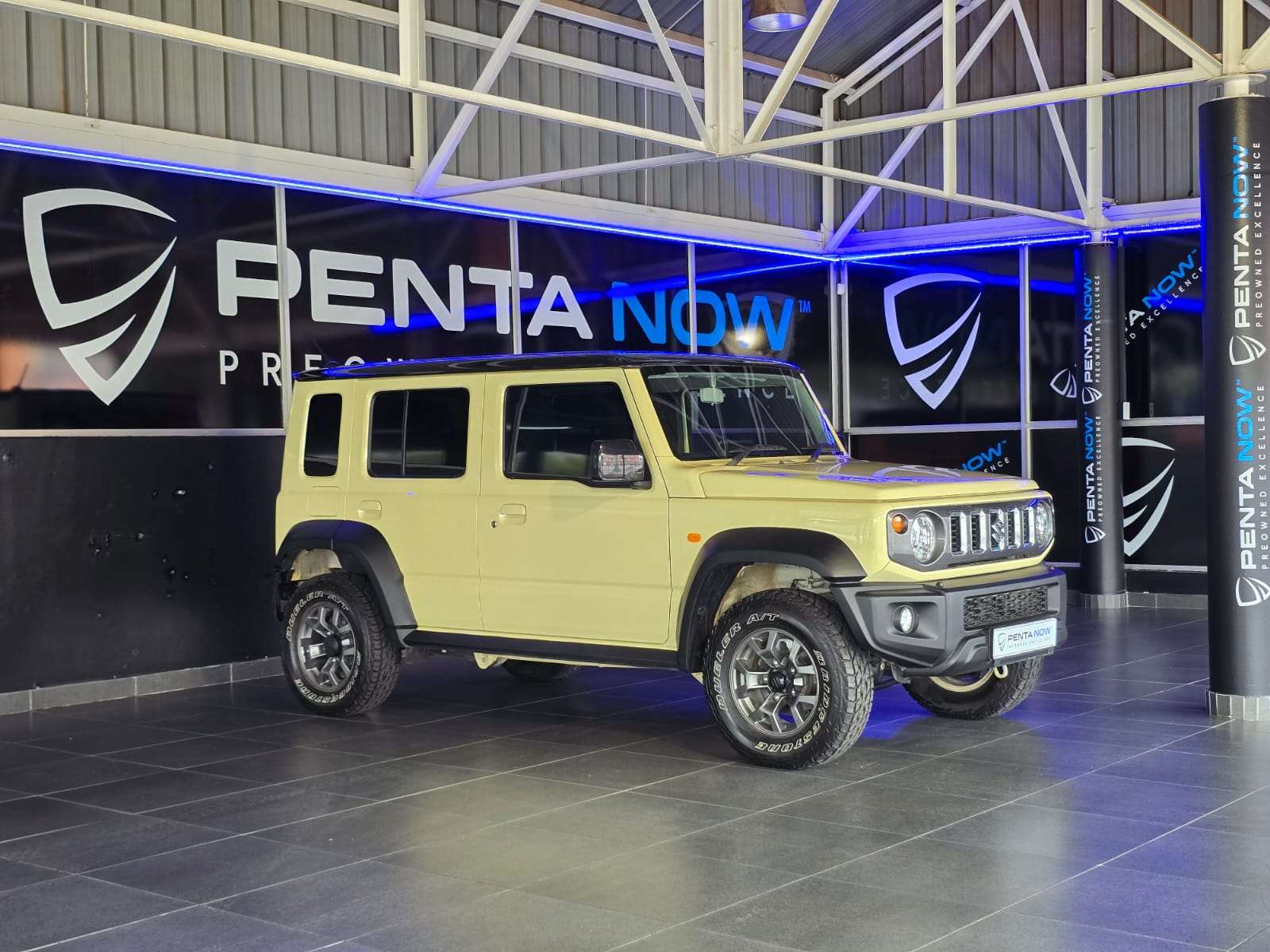 2025 Suzuki Jimny, image 3 of 16