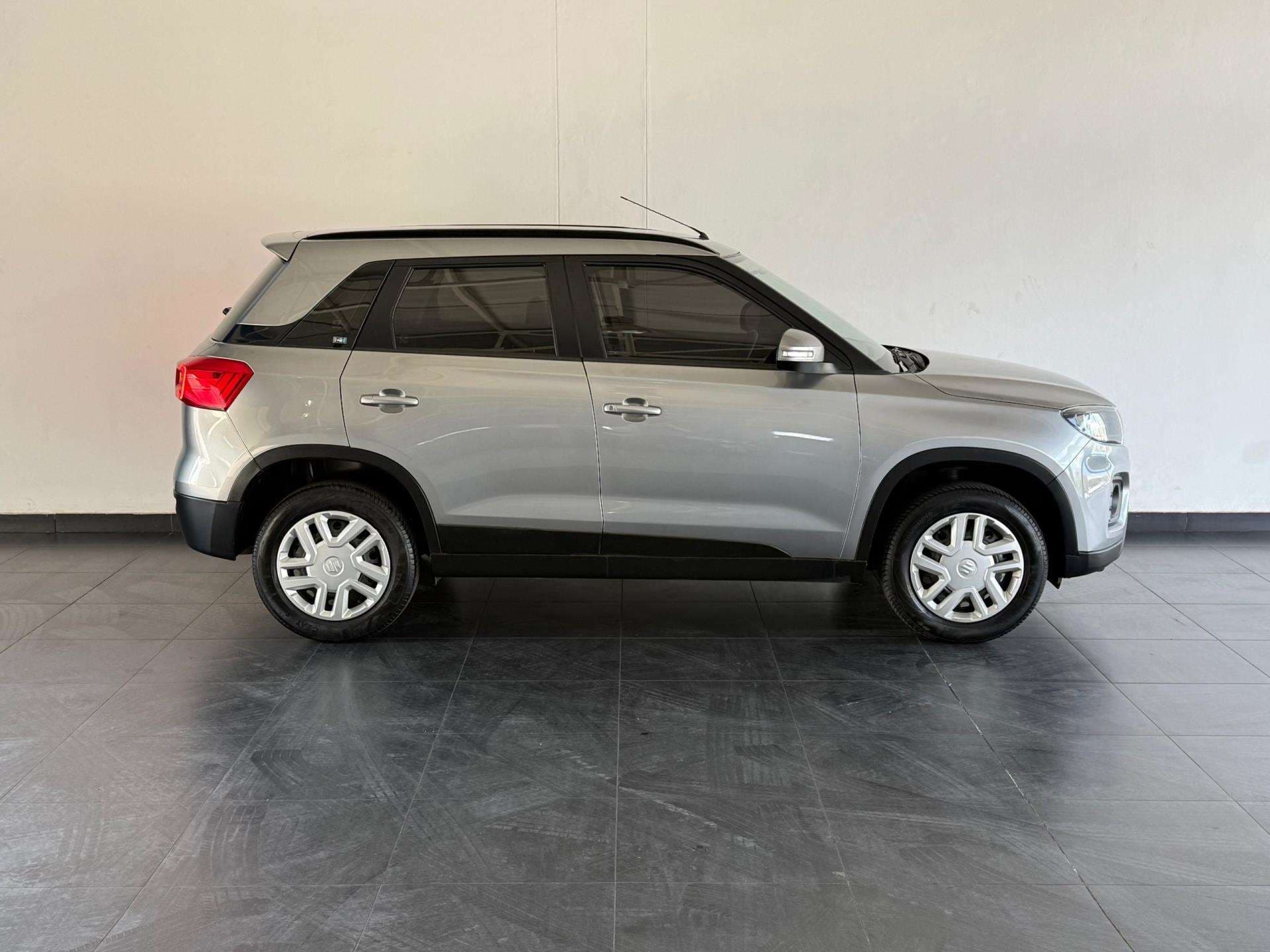 2022 Suzuki Vitara Brezza, image 4 of 16
