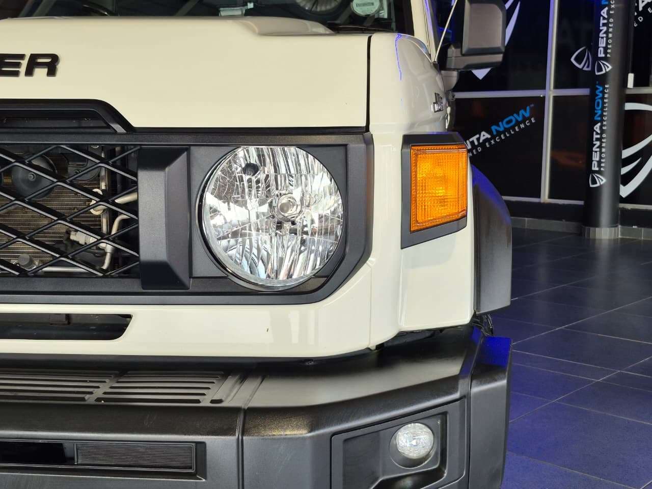 2025 Toyota Land Cruiser, image 14 of 16