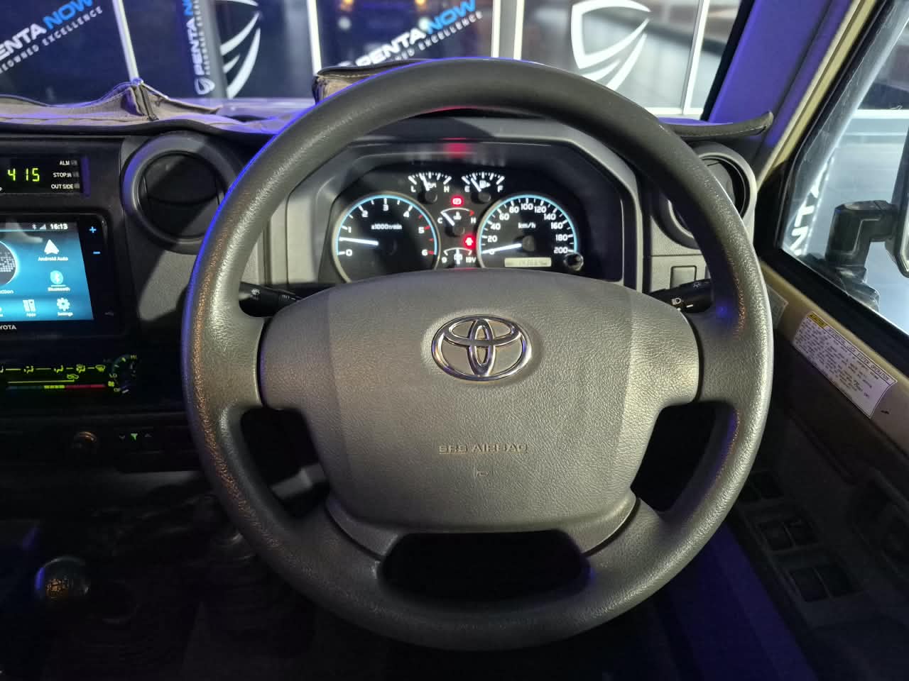 2023 Toyota Land Cruiser 79, image 8 of 16