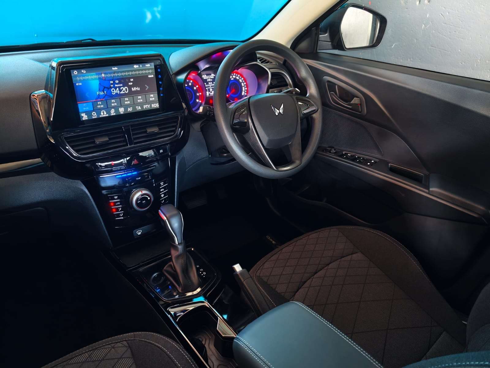 2026 Mahindra Xuv3xo, image 10 of 15