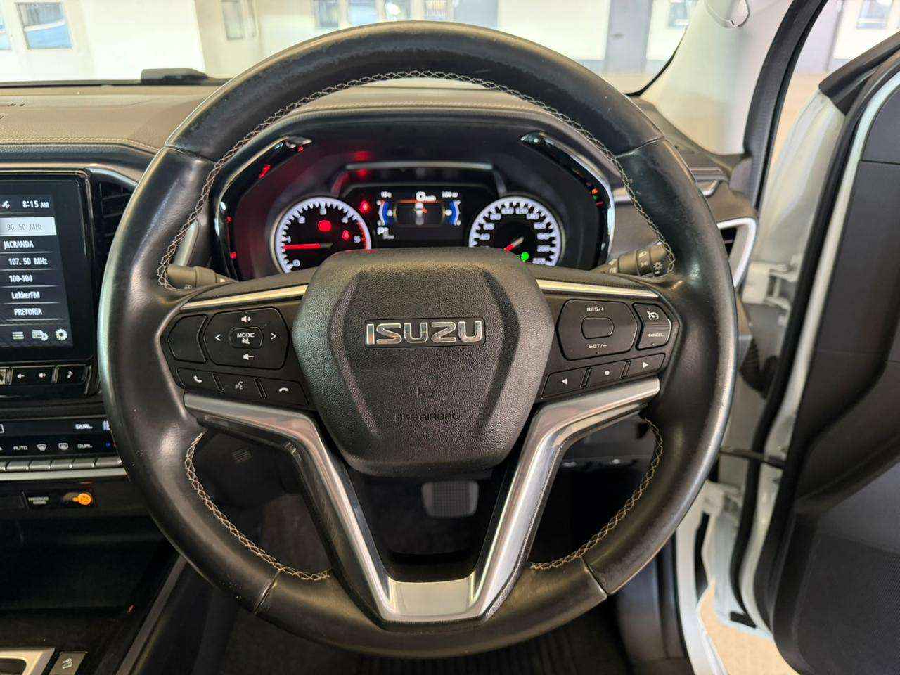 2024 Isuzu D-max, image 15 of 16