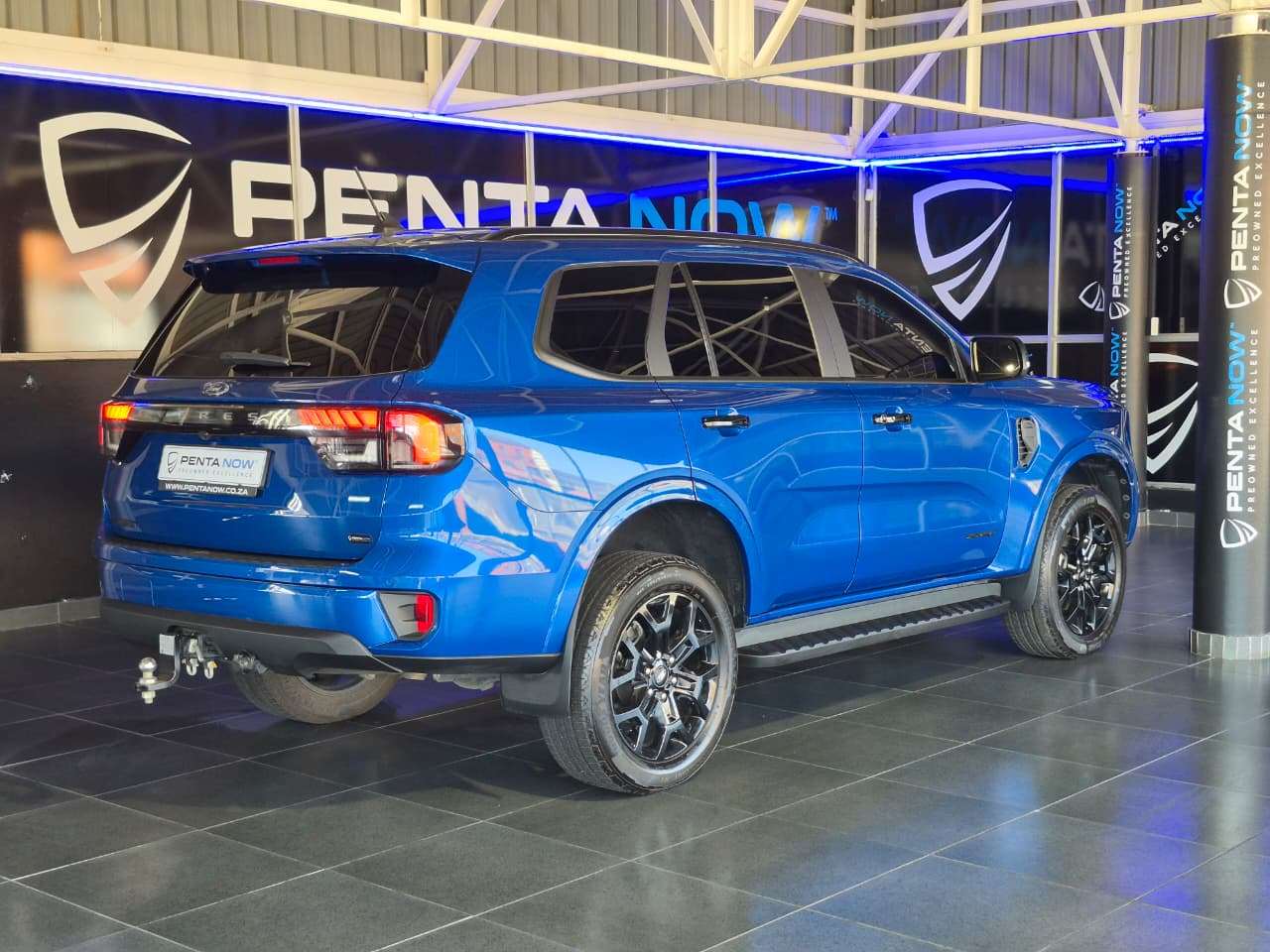 2024 Ford Everest, image 6 of 16
