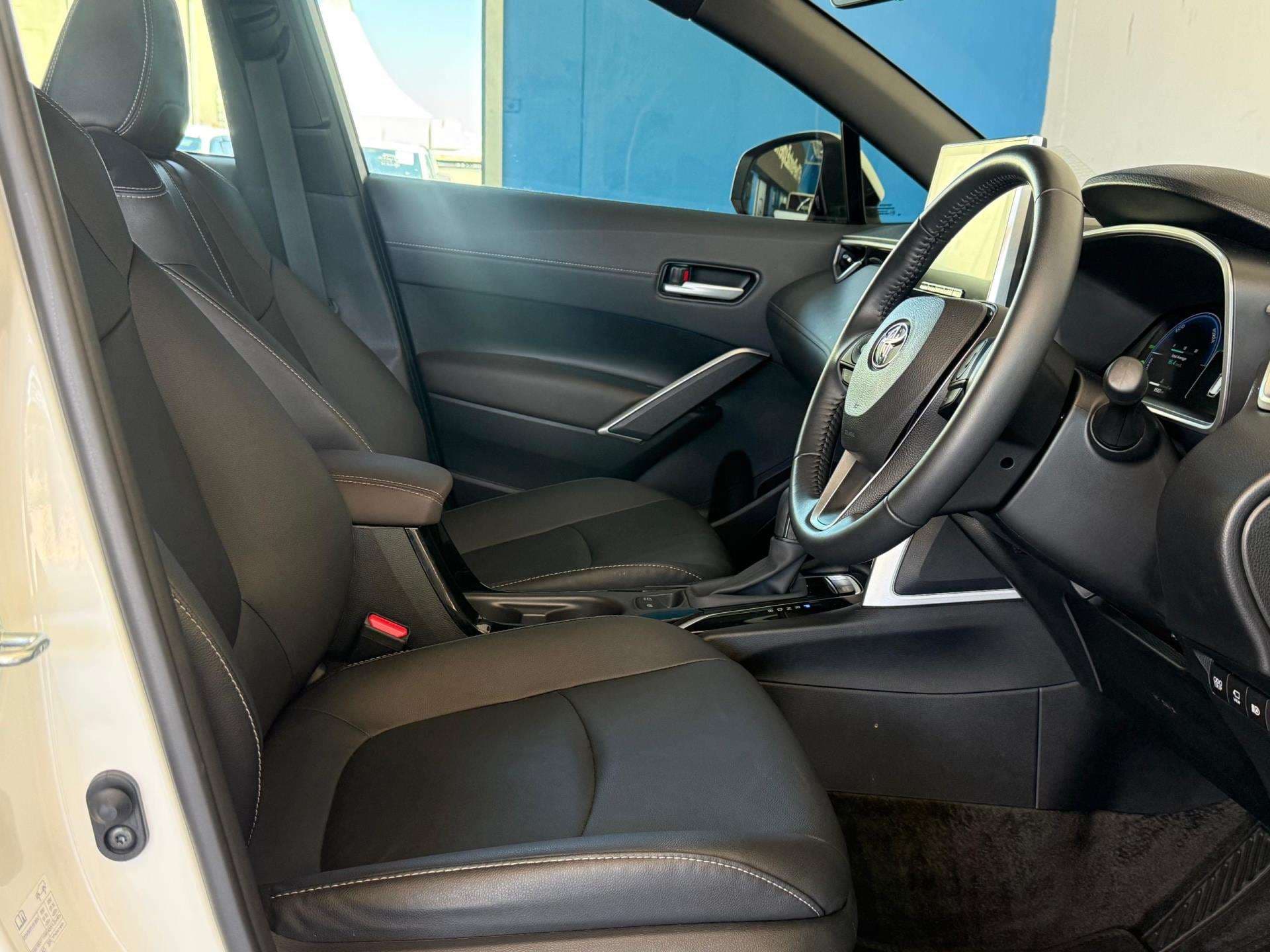 2025 Toyota Corolla Cross, image 13 of 16