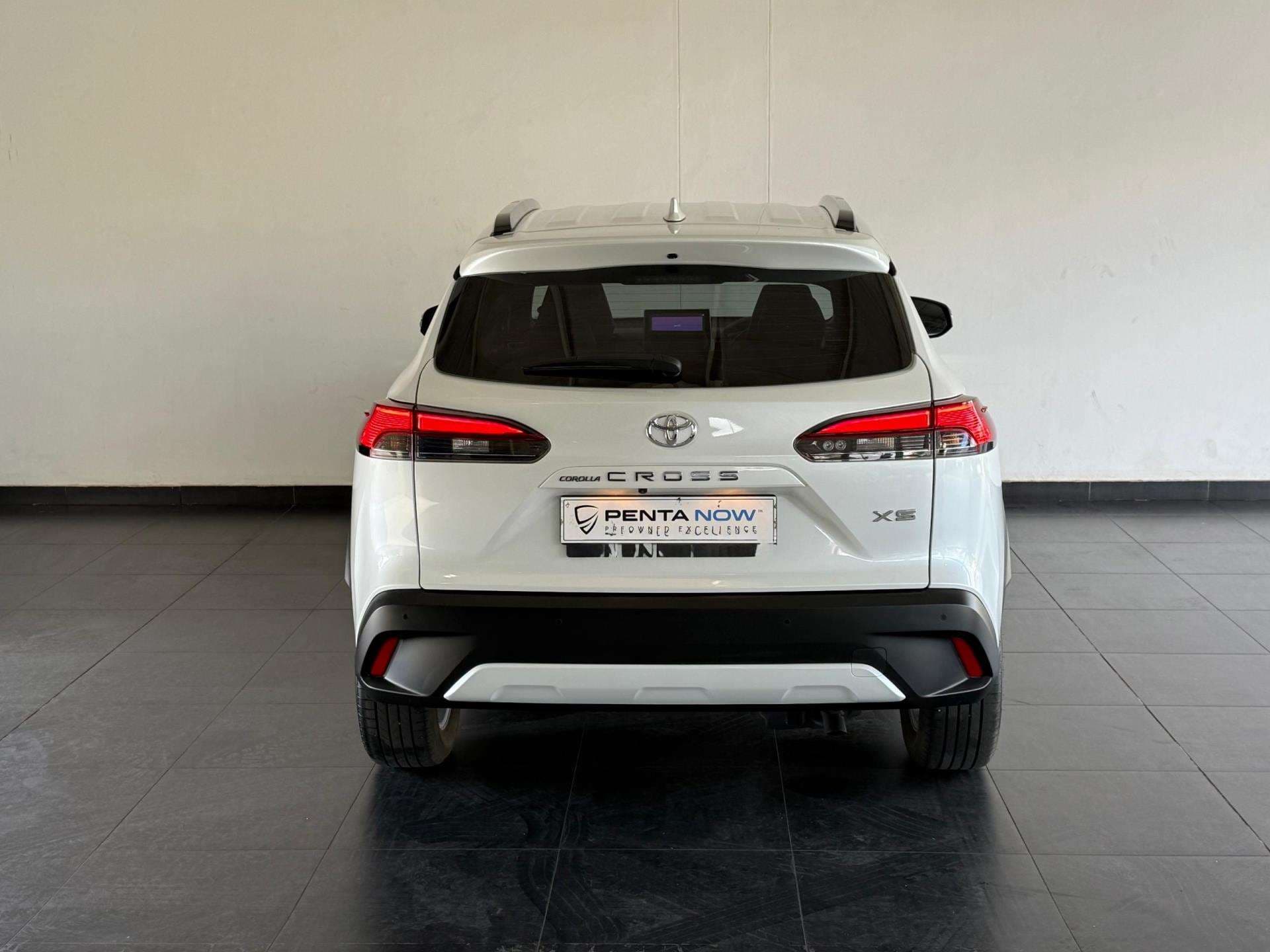 2025 Toyota Corolla Cross, image 7 of 16