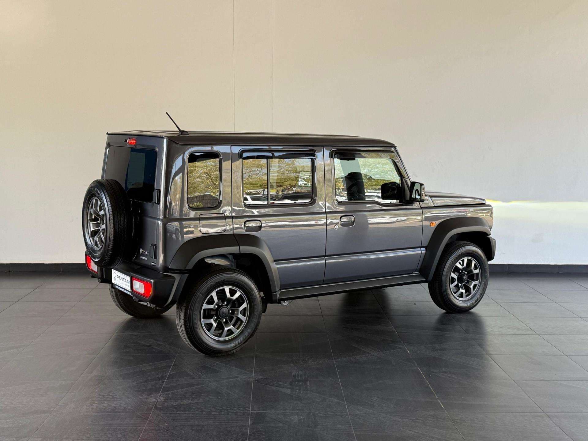 2025 Suzuki Jimny, image 6 of 16