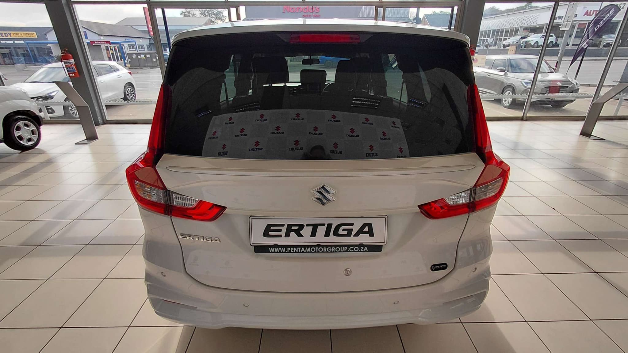 2026 Suzuki Ertiga, image 4 of 8