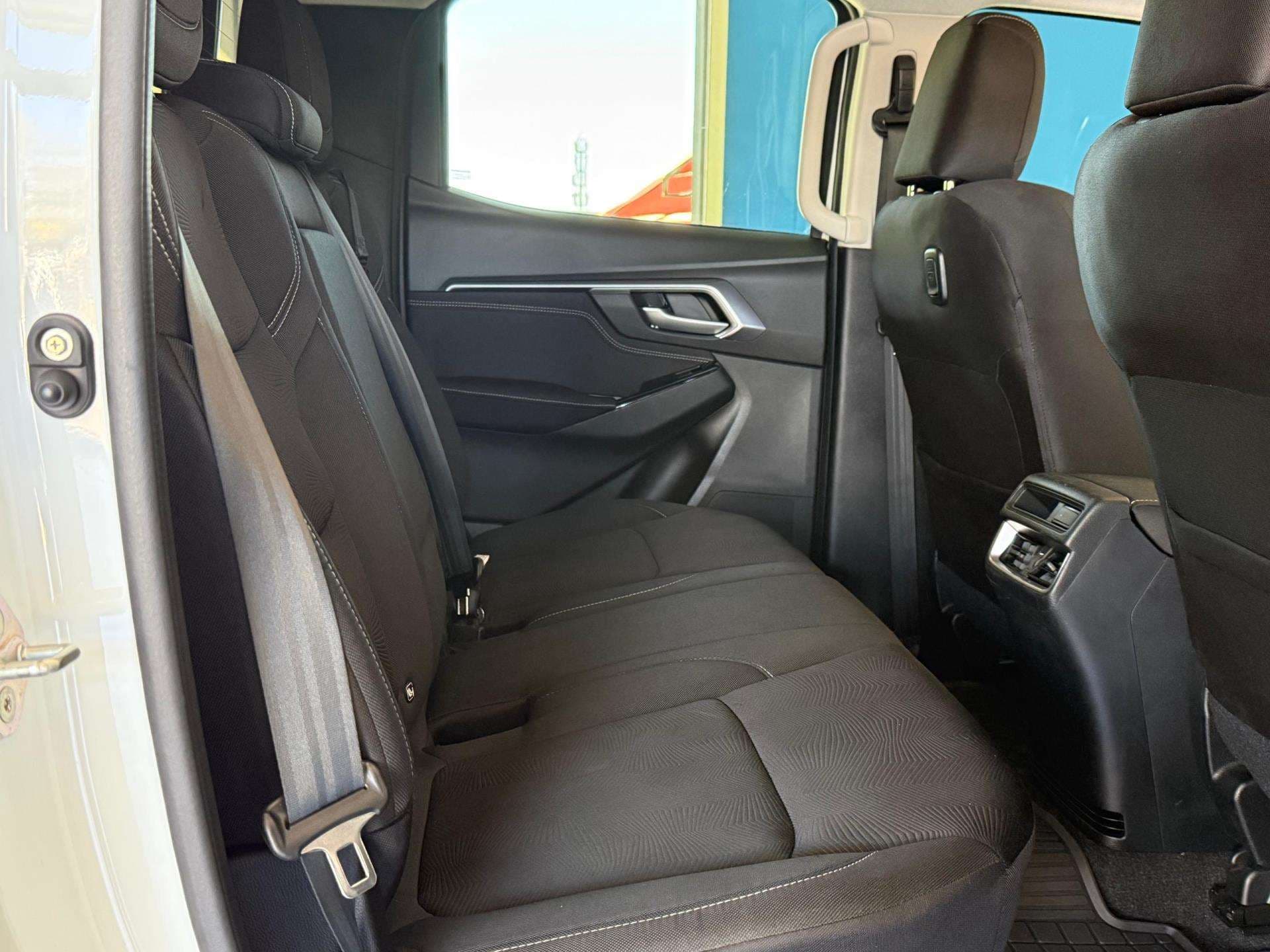 2024 Isuzu D-max, image 14 of 16