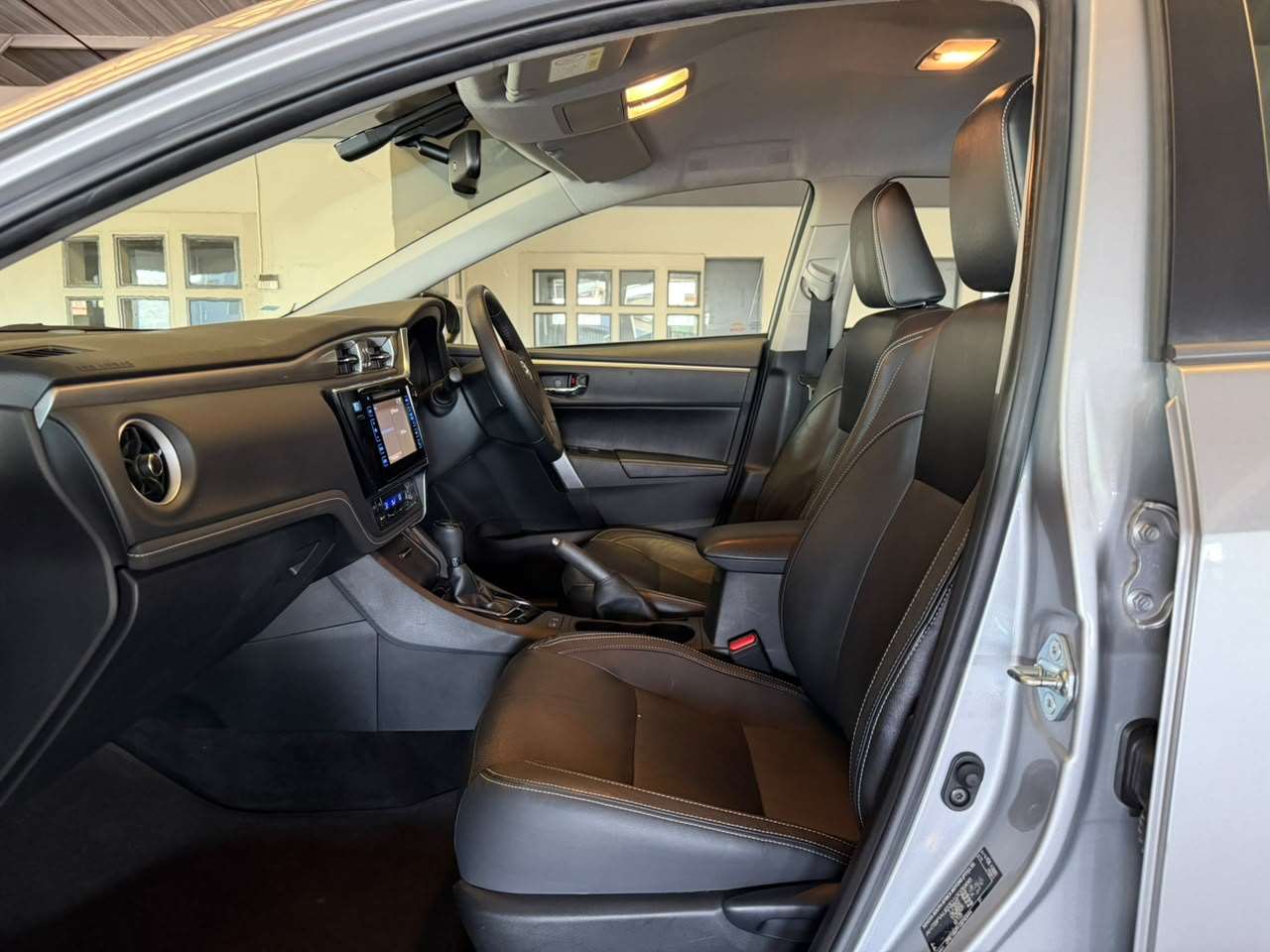 2020 Toyota Corolla Quest, image 12 of 16
