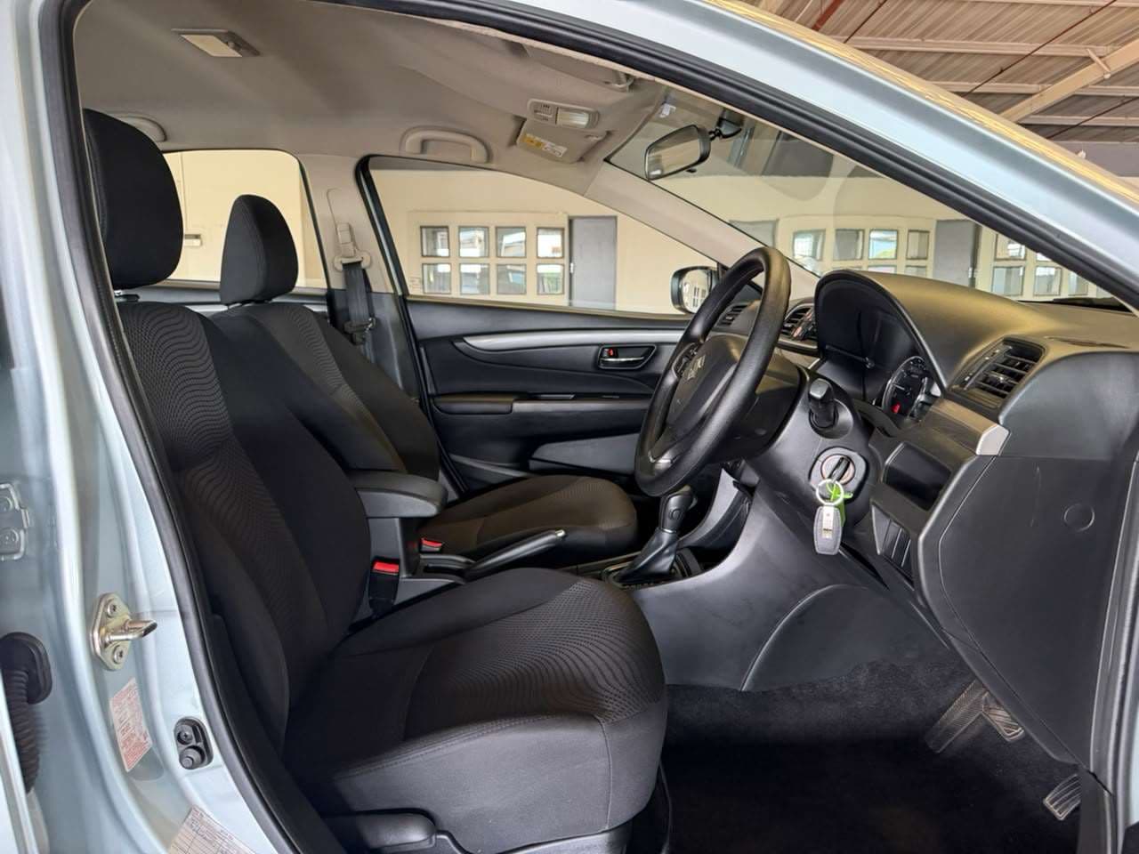 2025 Suzuki Ciaz, image 11 of 16